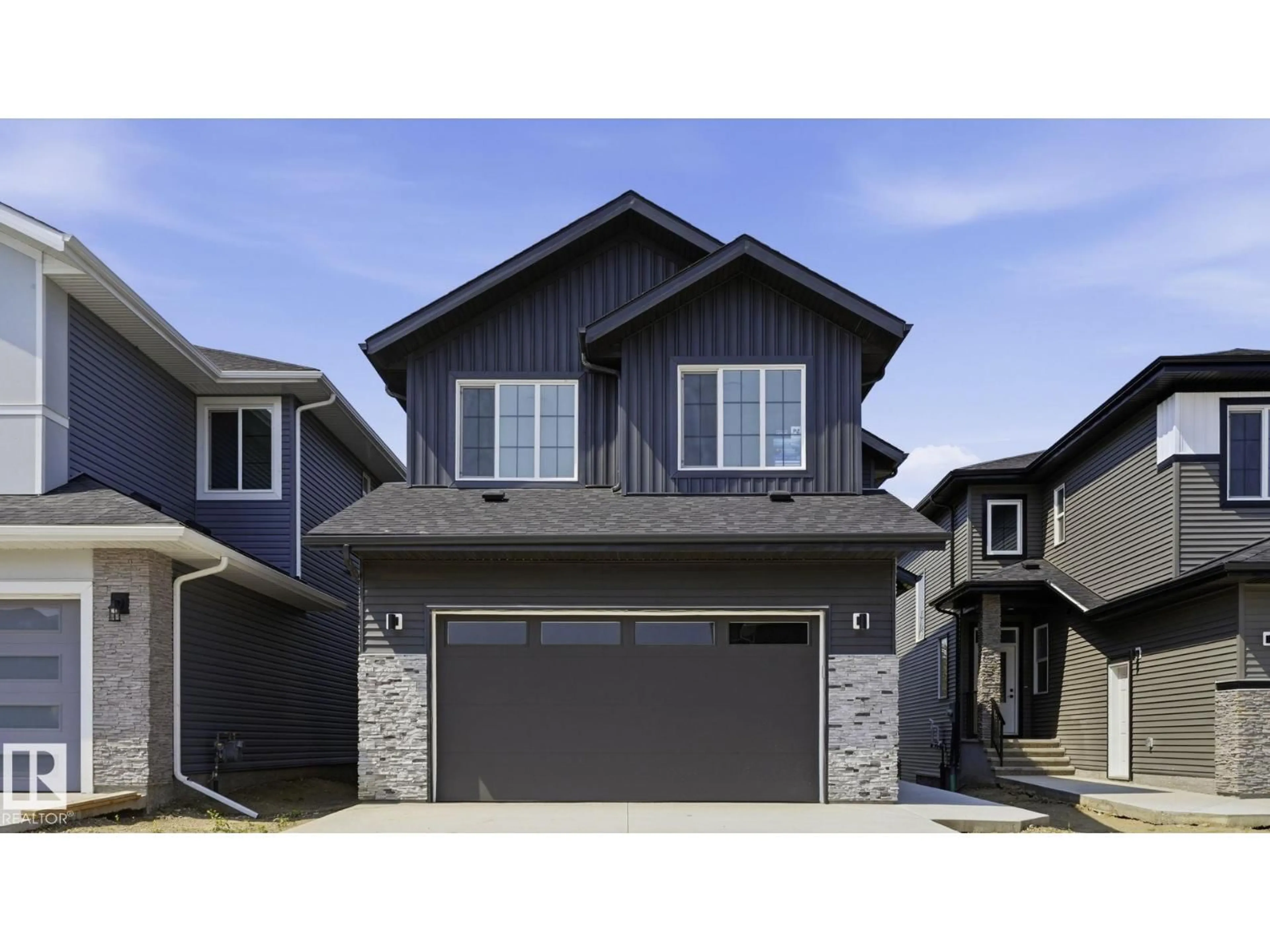 Home with vinyl exterior material, street for 43 NORWYCK WY, Spruce Grove Alberta T7X3G5