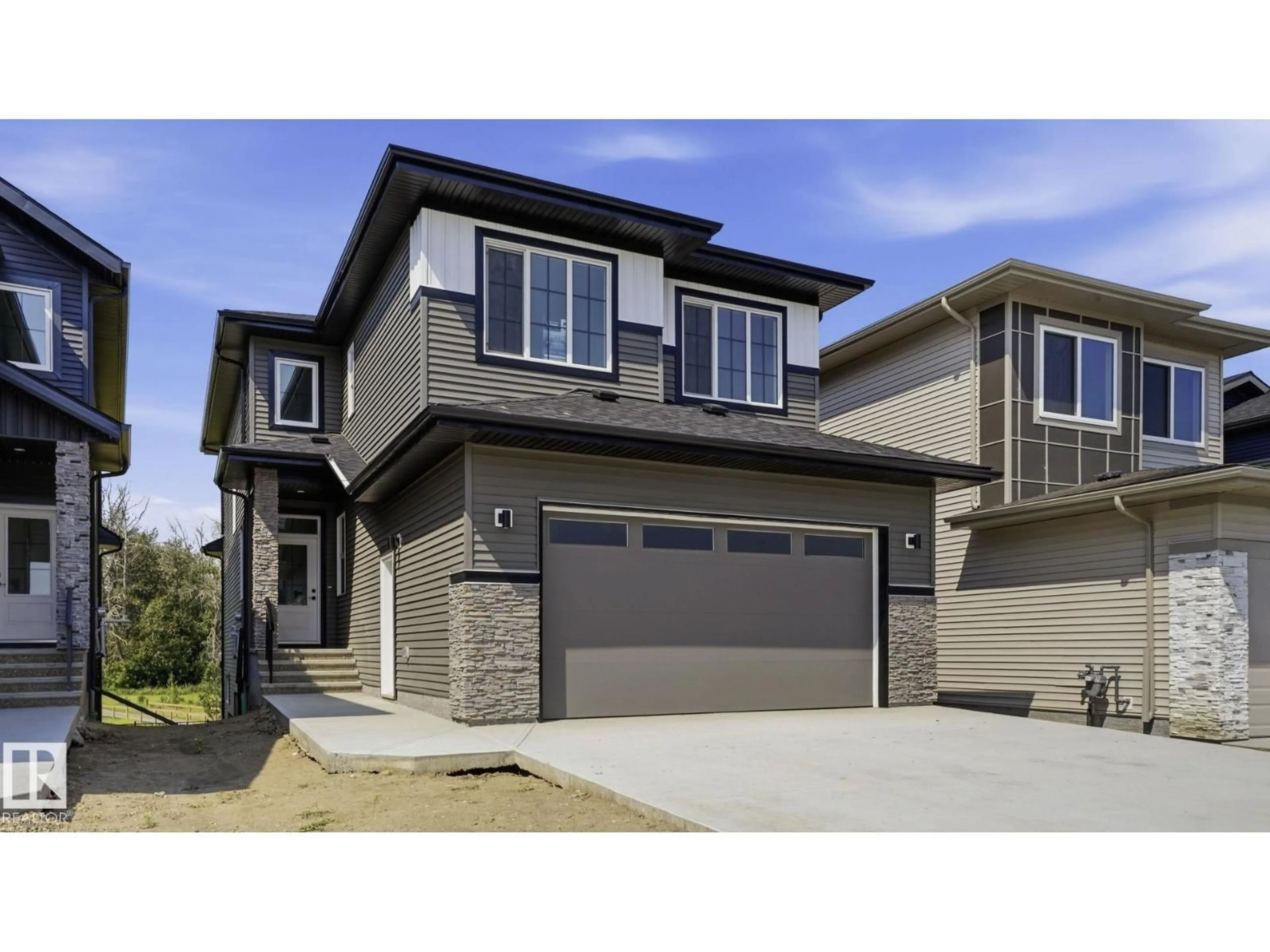 Home with vinyl exterior material, street for 45 NORWYCK WY, Spruce Grove Alberta T7X3G5