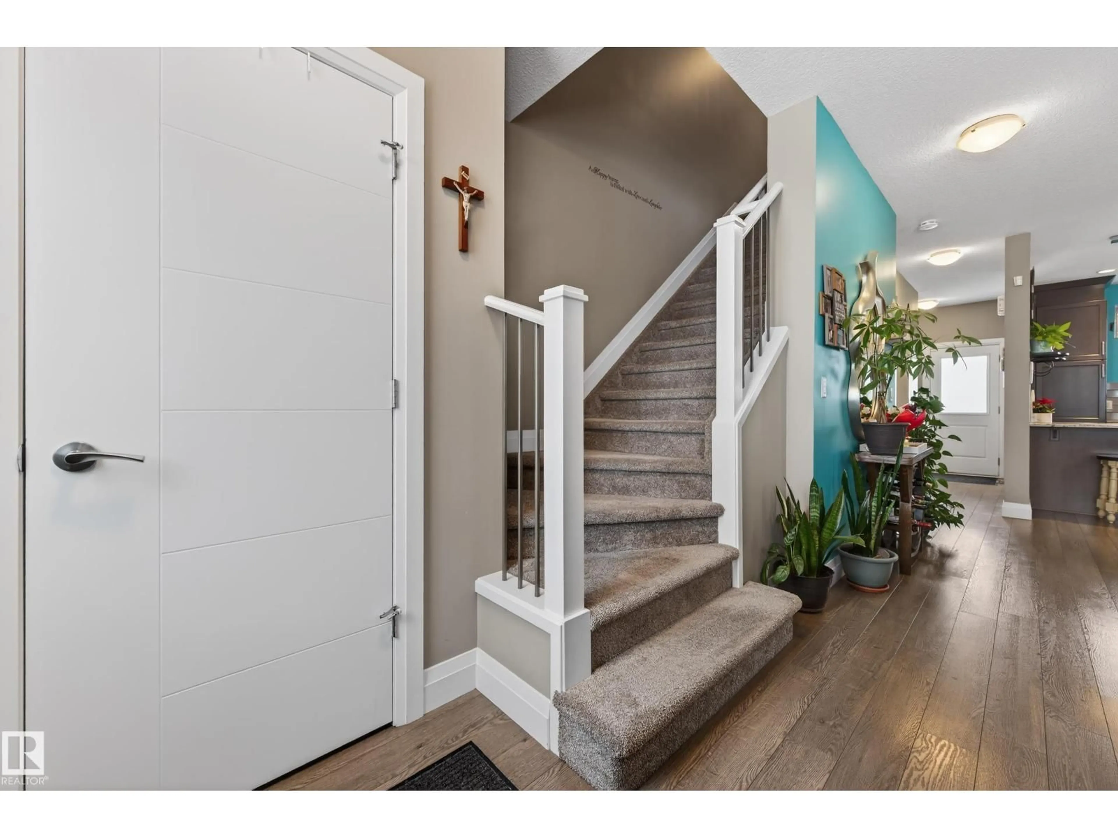 Indoor entryway for 135 GILMORE WY, Spruce Grove Alberta T7X0M5