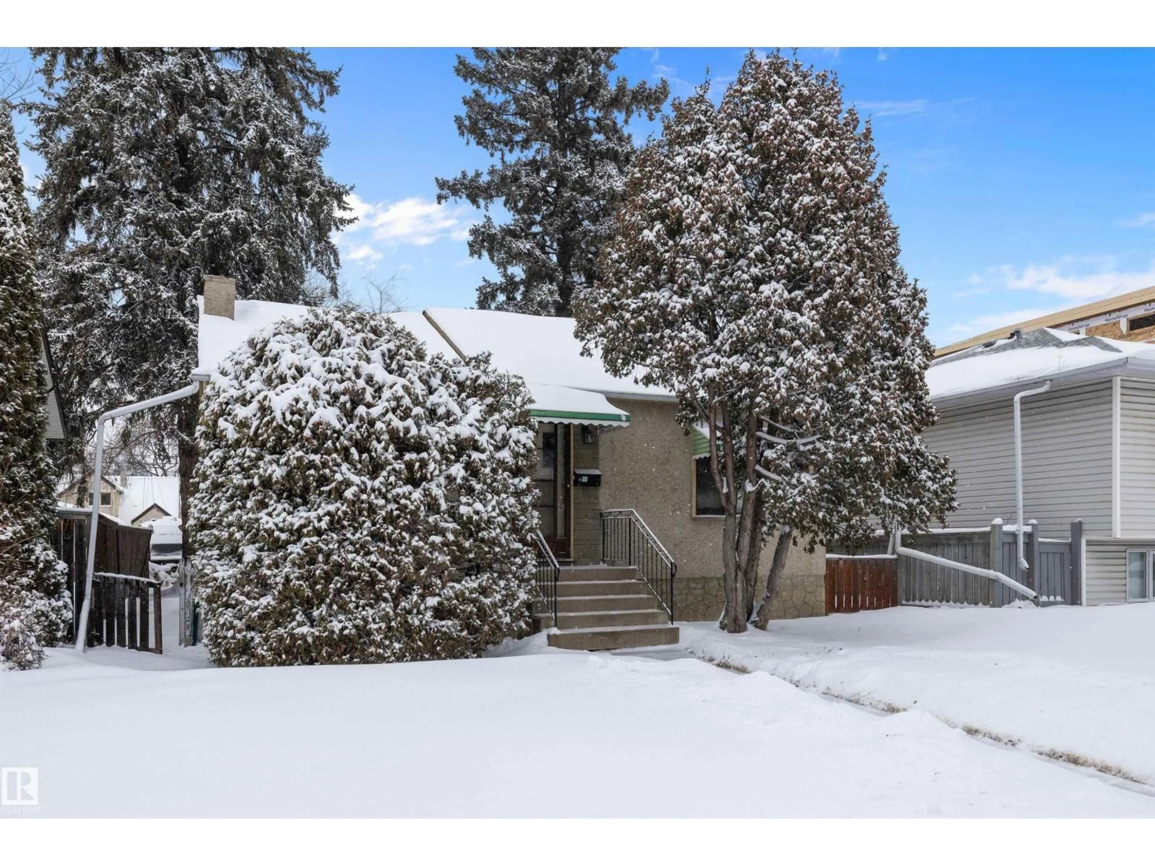 Unknown for 11242 72 AV, Edmonton Alberta T6G0B5