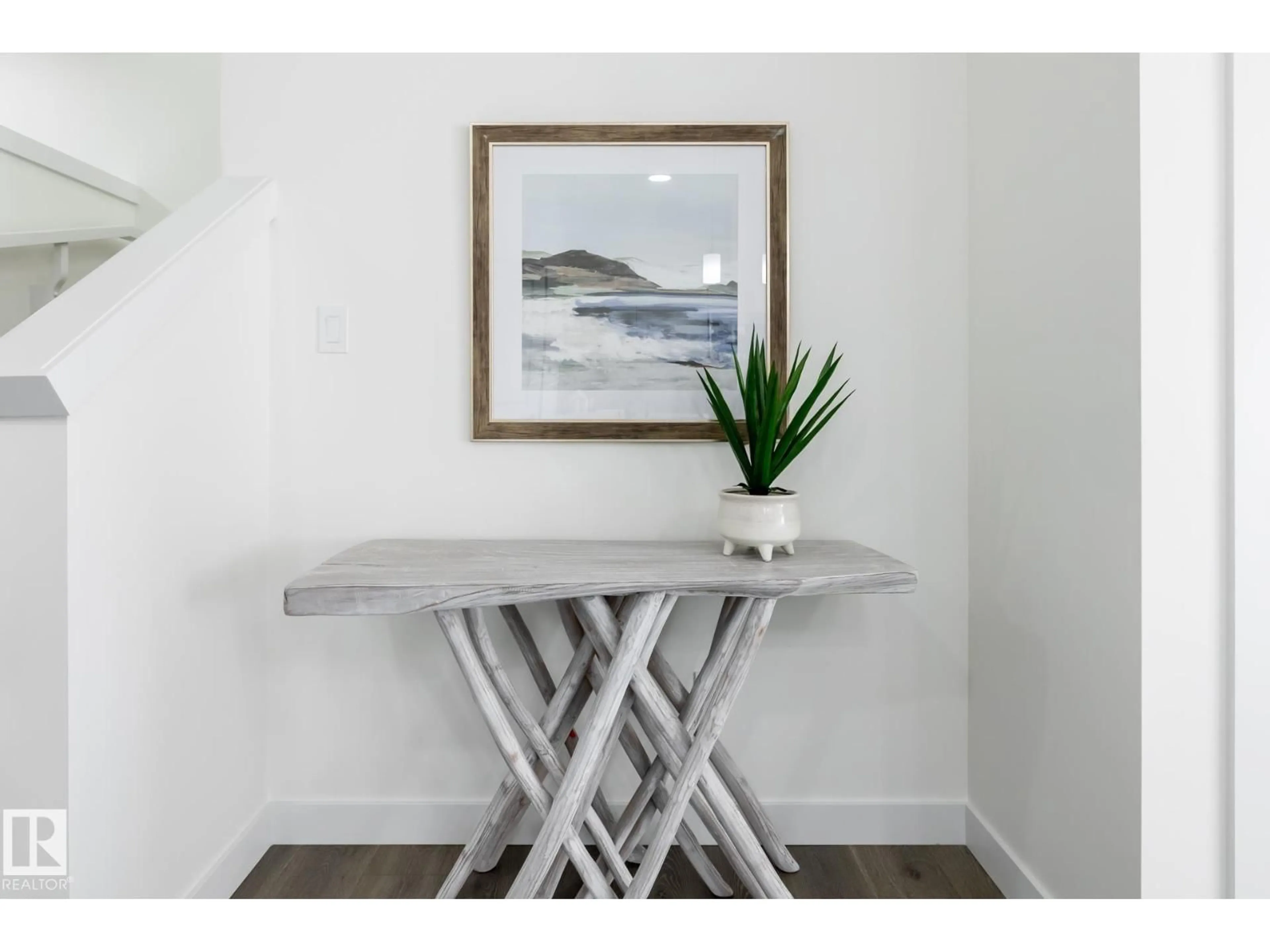 Indoor entryway for 33 PATRIOT WY, Spruce Grove Alberta T7X2W6