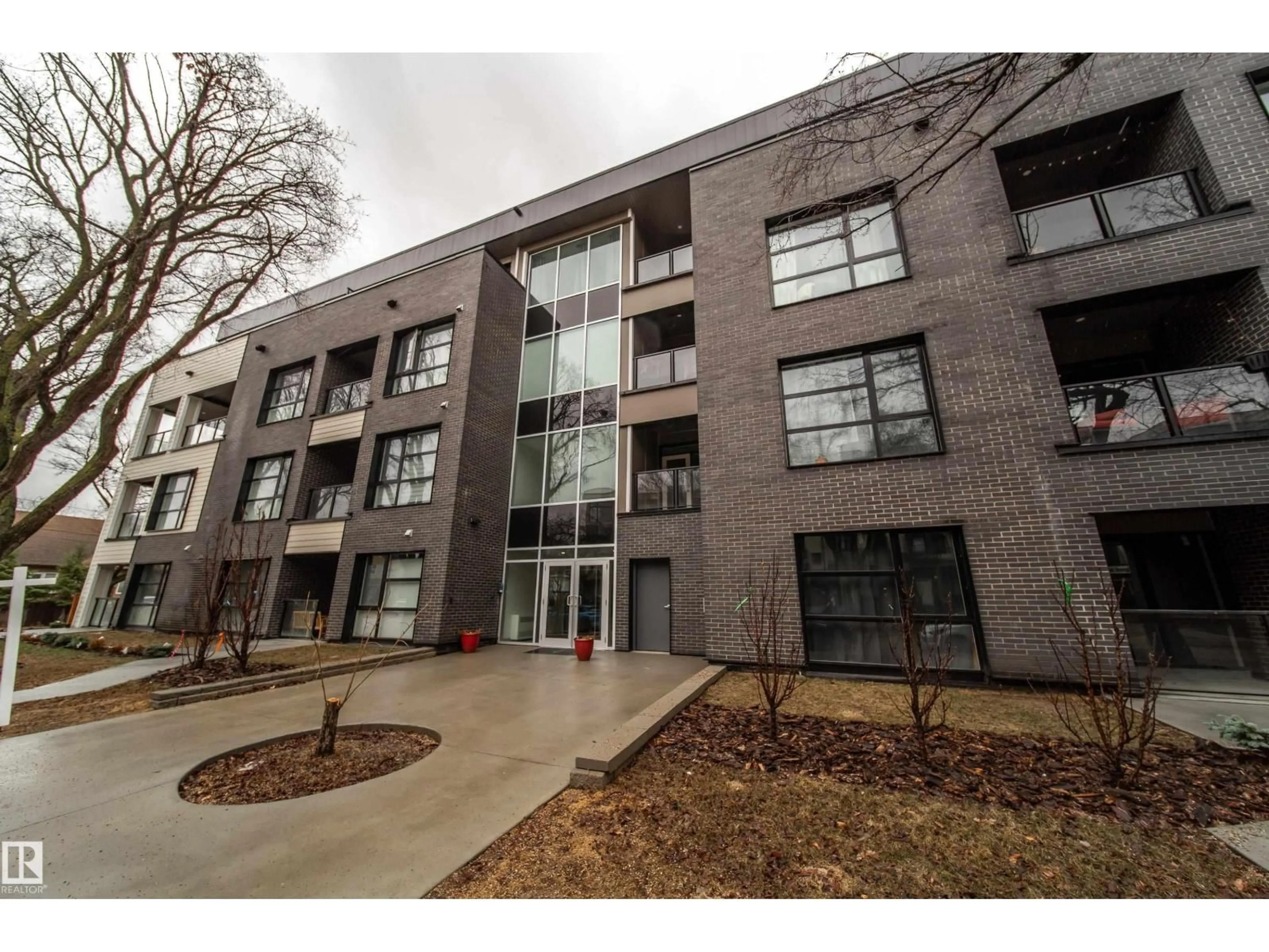 Unknown for 313 - 11503 76 AV, Edmonton Alberta T5G0K6