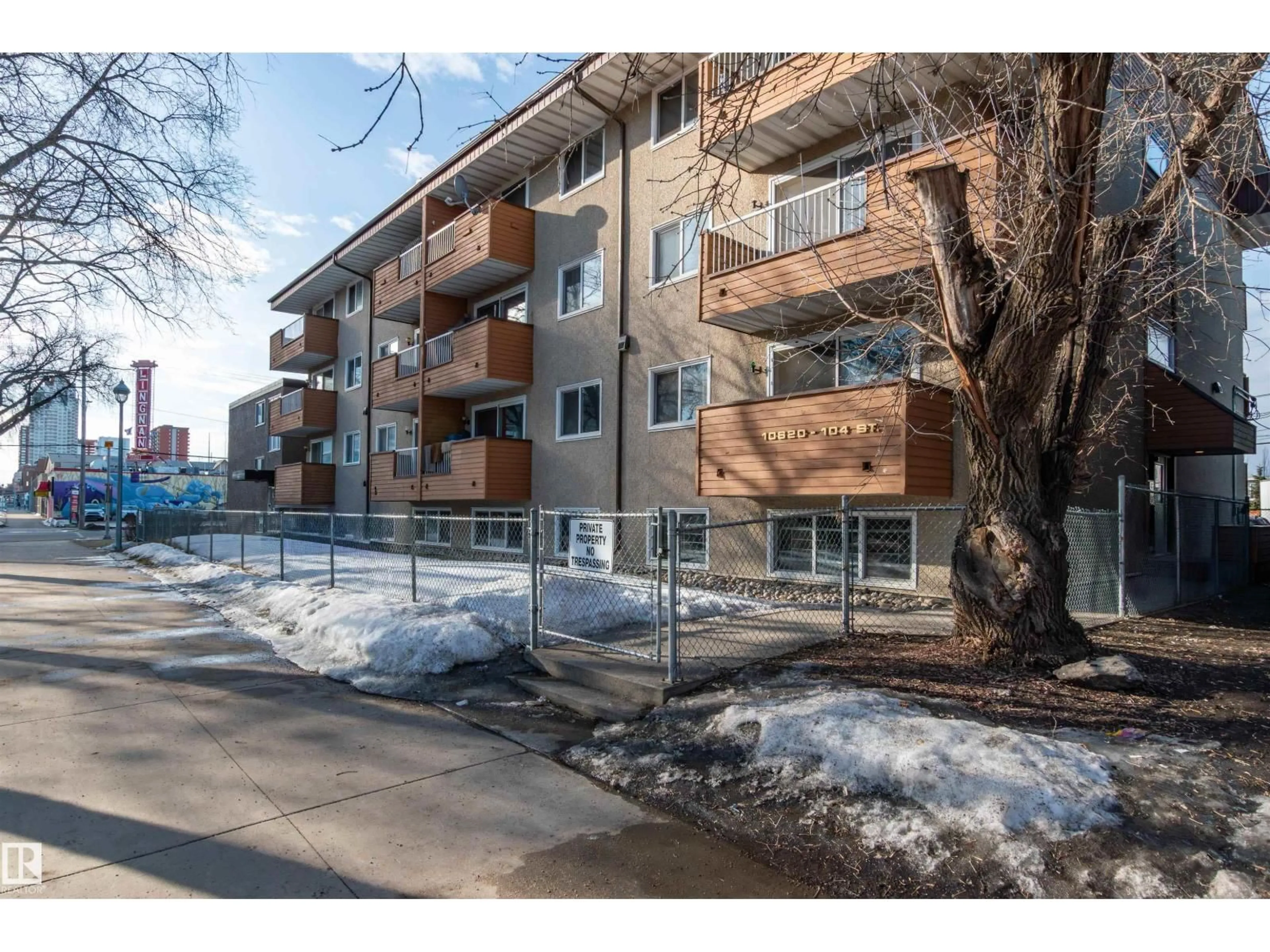 Unknown for B01 - 10620 104 ST NW, Edmonton Alberta T5H2W2