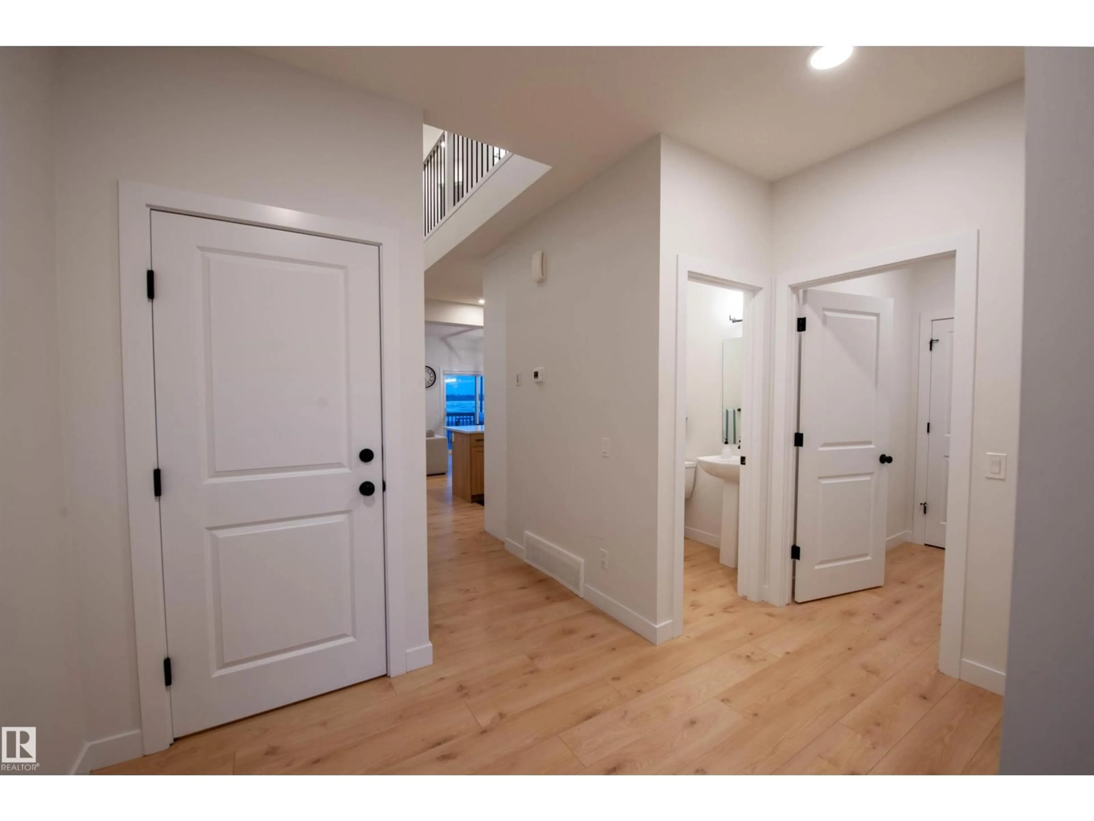 Indoor entryway for 3453 CRAIG LANDING SW, Edmonton Alberta T6W5H2