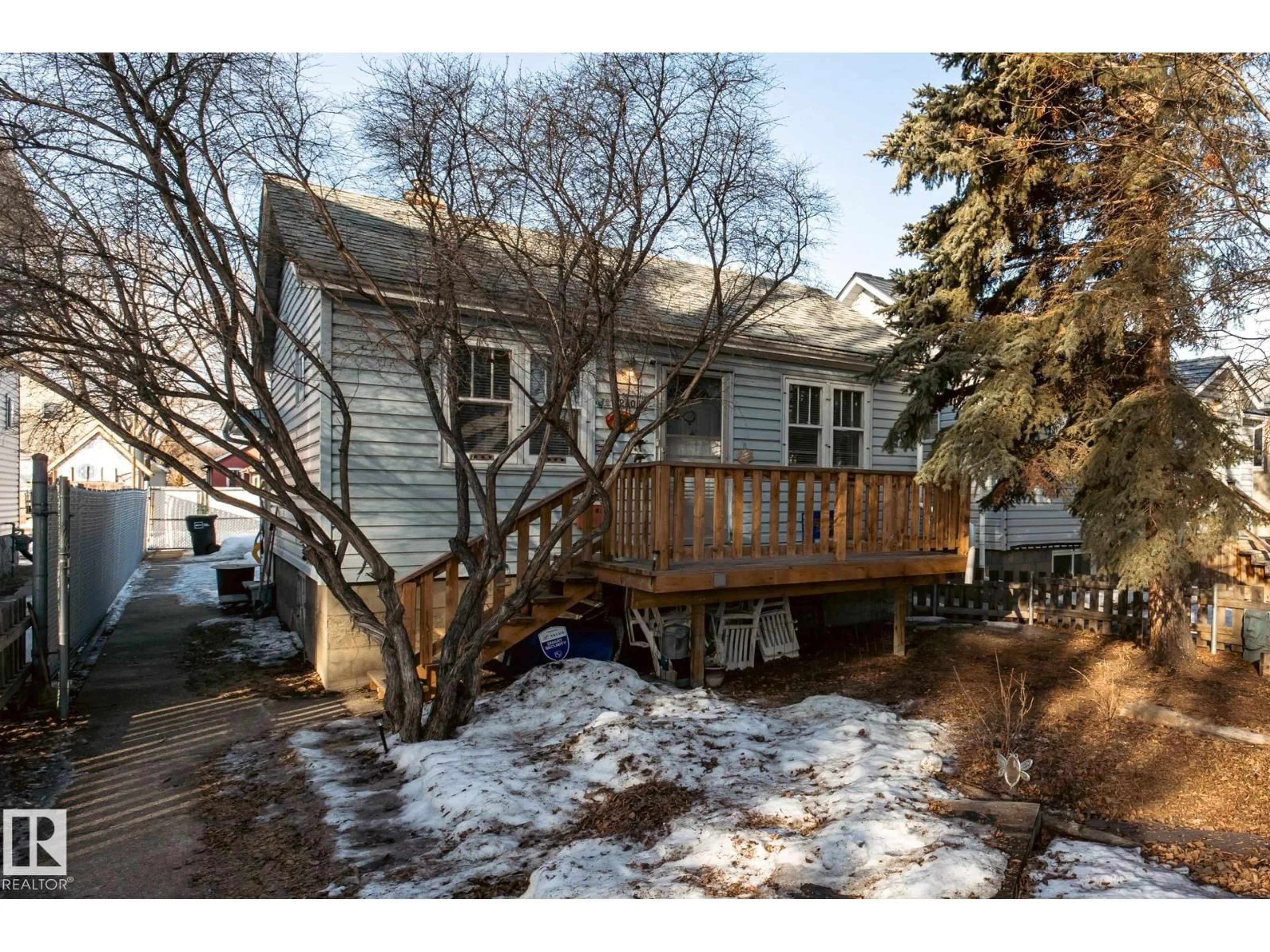 Unknown for NW - 11240 84 ST, Edmonton Alberta T5B3A9