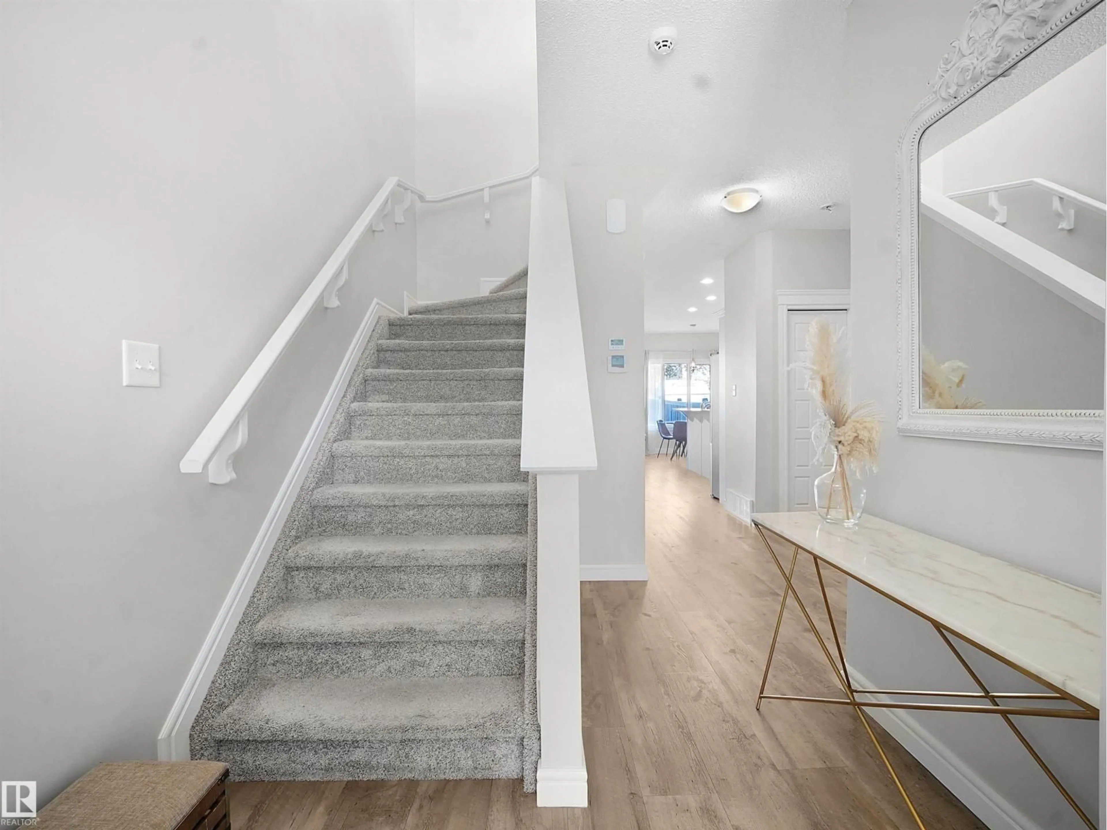 Unknown for 218 HAWKS RIDGE BV, Edmonton Alberta T5S0M1