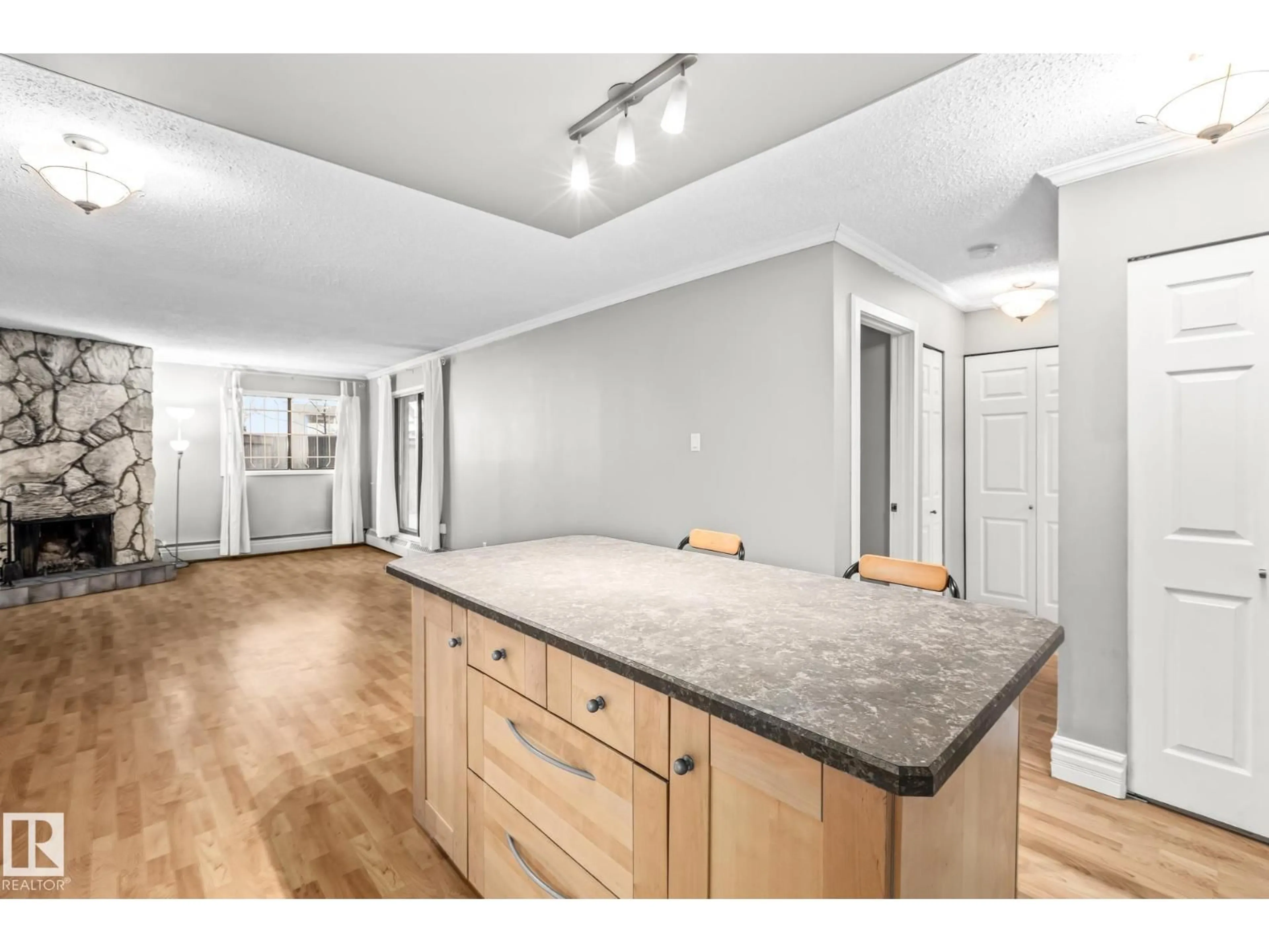 Open concept kitchen, unknown for G7 - 10148 118 ST, Edmonton Alberta T5K1Y4