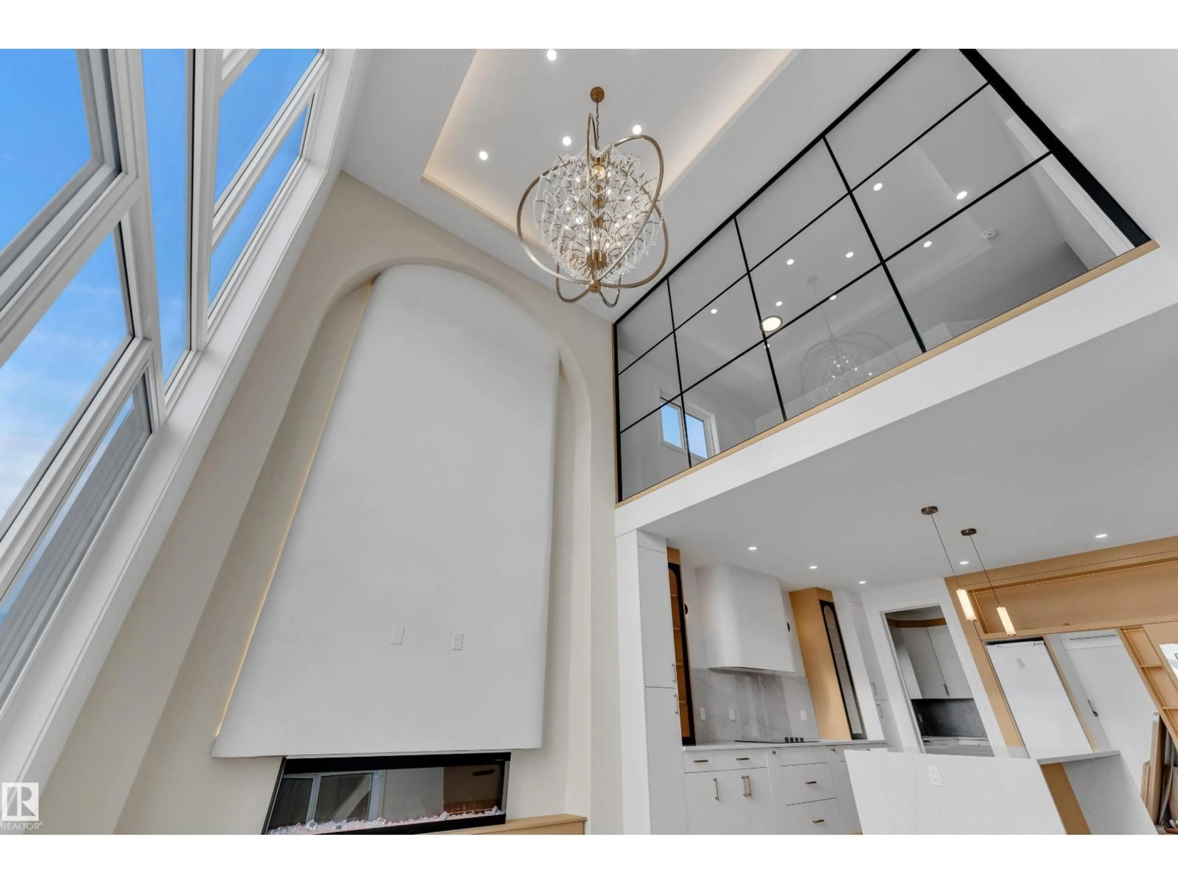 Unknown for 8789 MAYDAY LANE, Edmonton Alberta T6X2H6