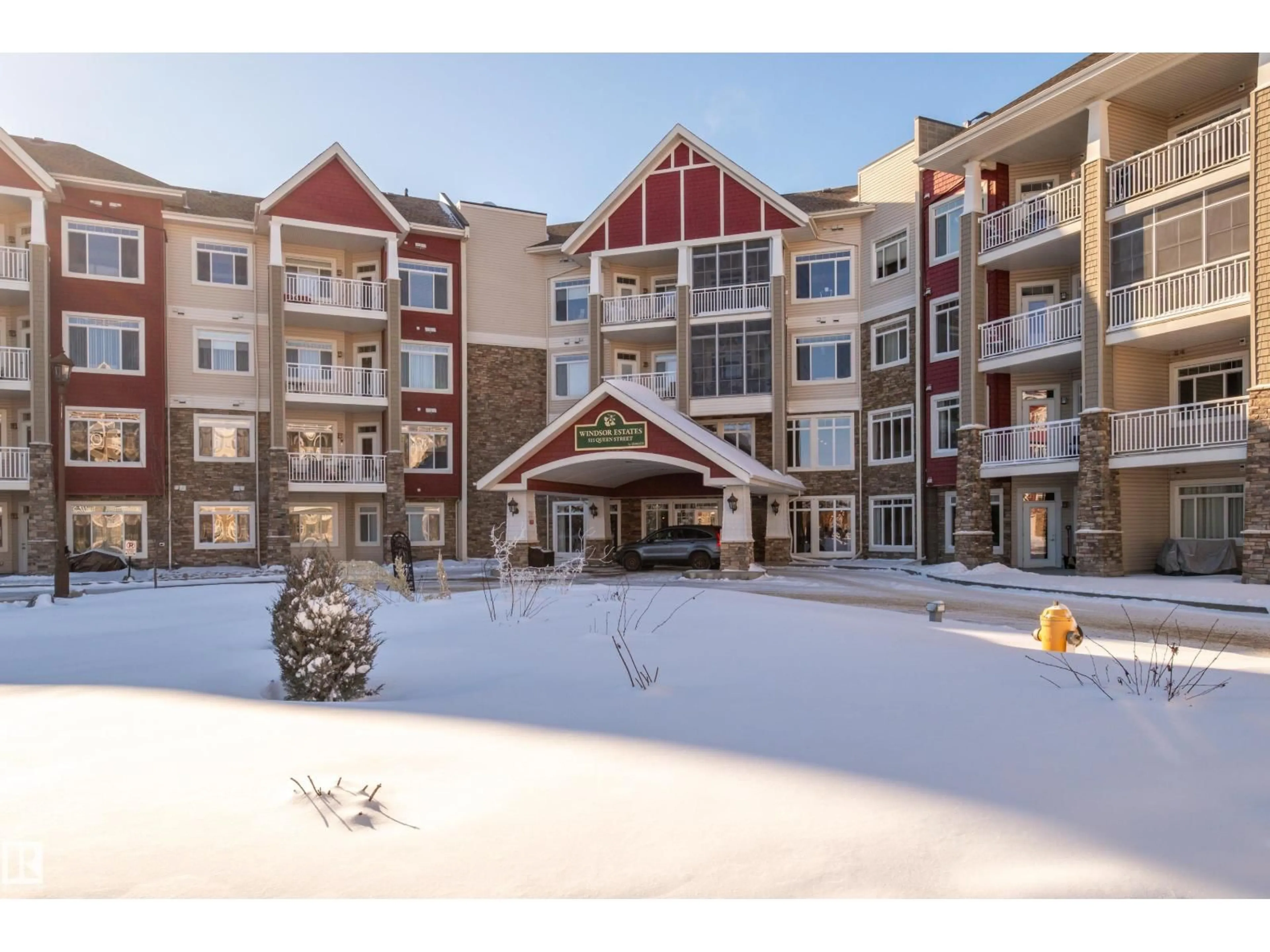 A pic from outside/outdoor area/front of a property/back of a property/a pic from drone, mountain view for 245 511 QUEEN ST, Spruce Grove Alberta T7X0G4