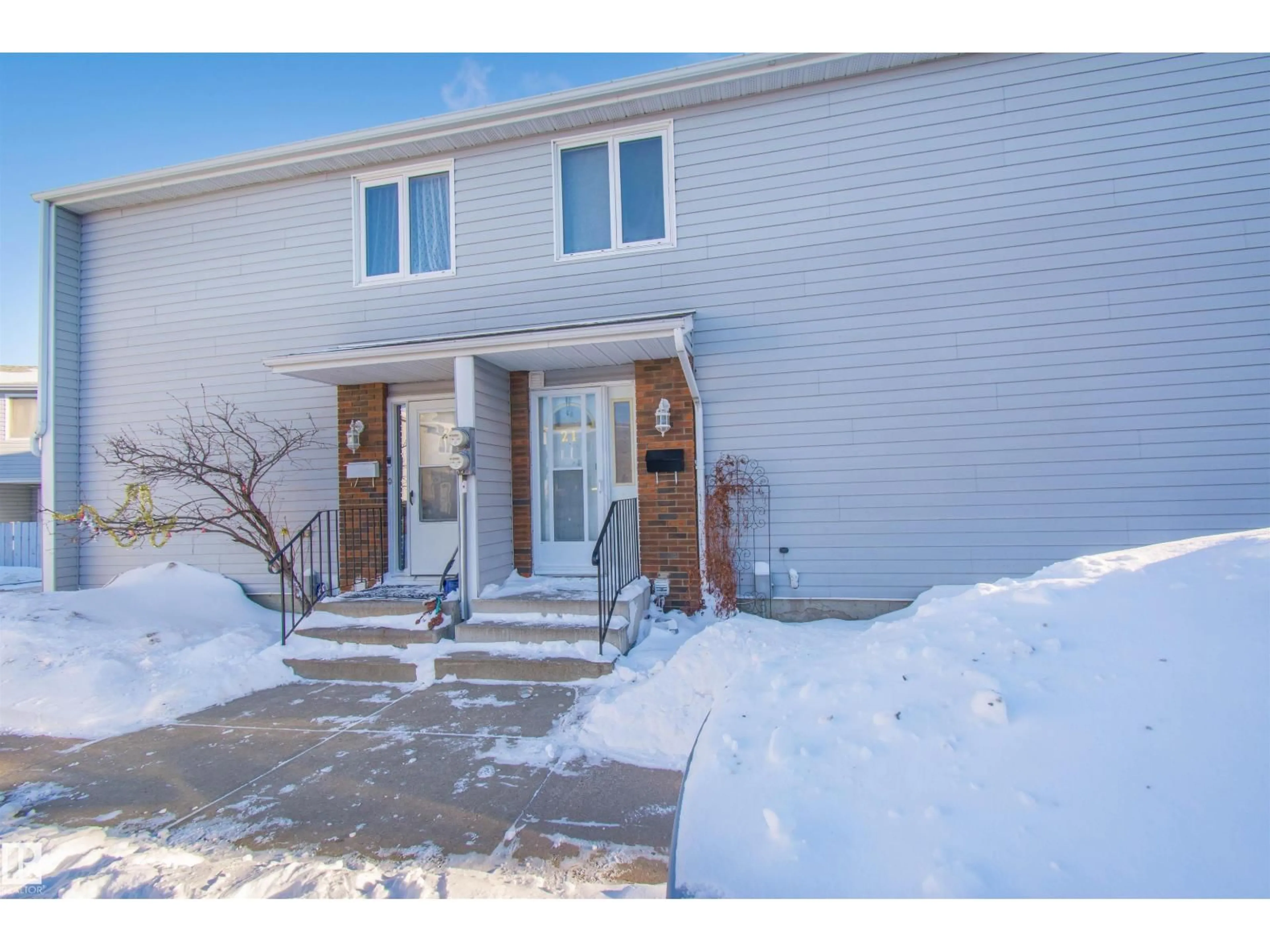 Unknown for NW - 21 AMBERLY CO, Edmonton Alberta T6R3A3