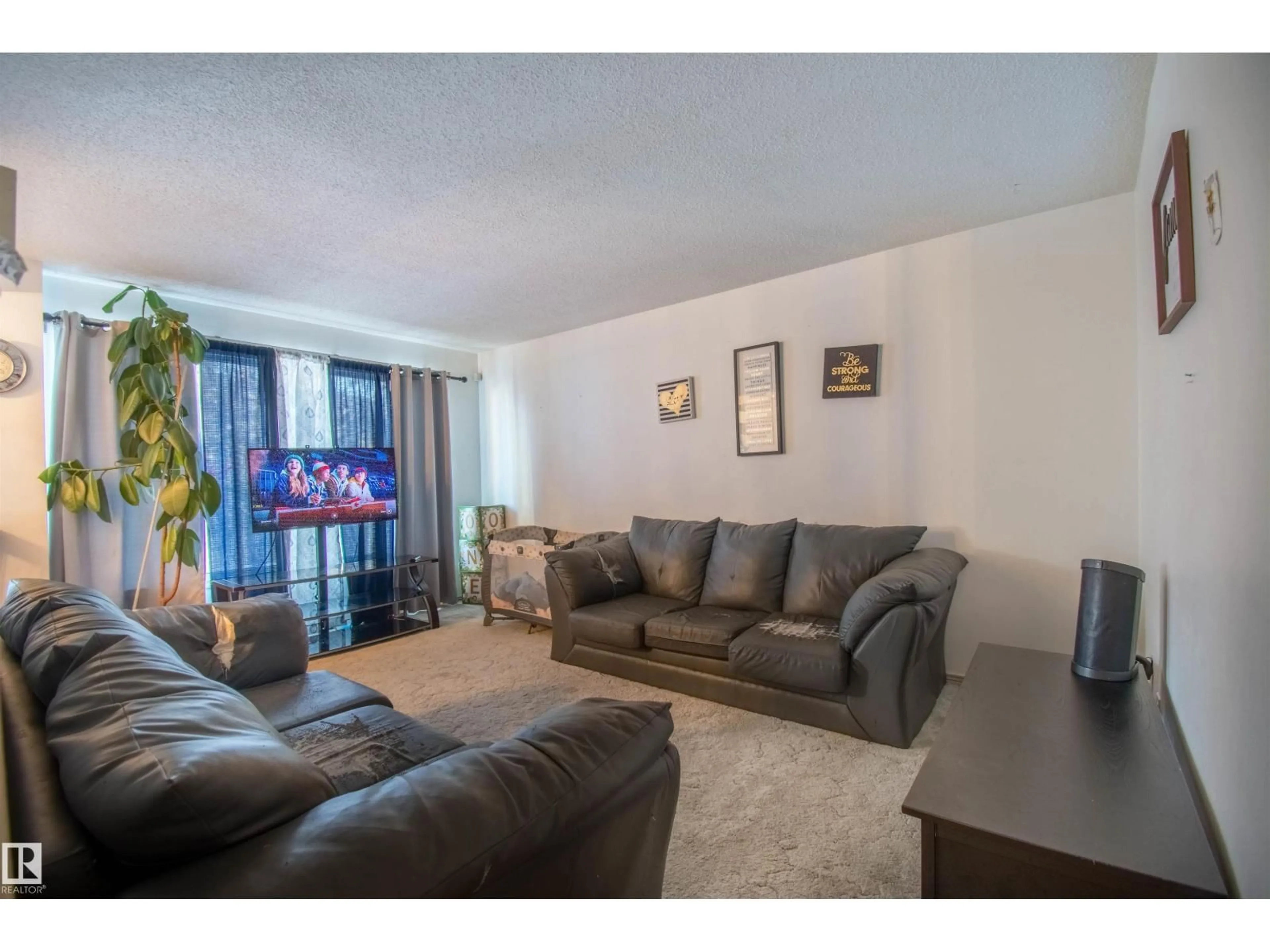 Living room with furniture, unknown for NW - 21 AMBERLY CO, Edmonton Alberta T6R3A3