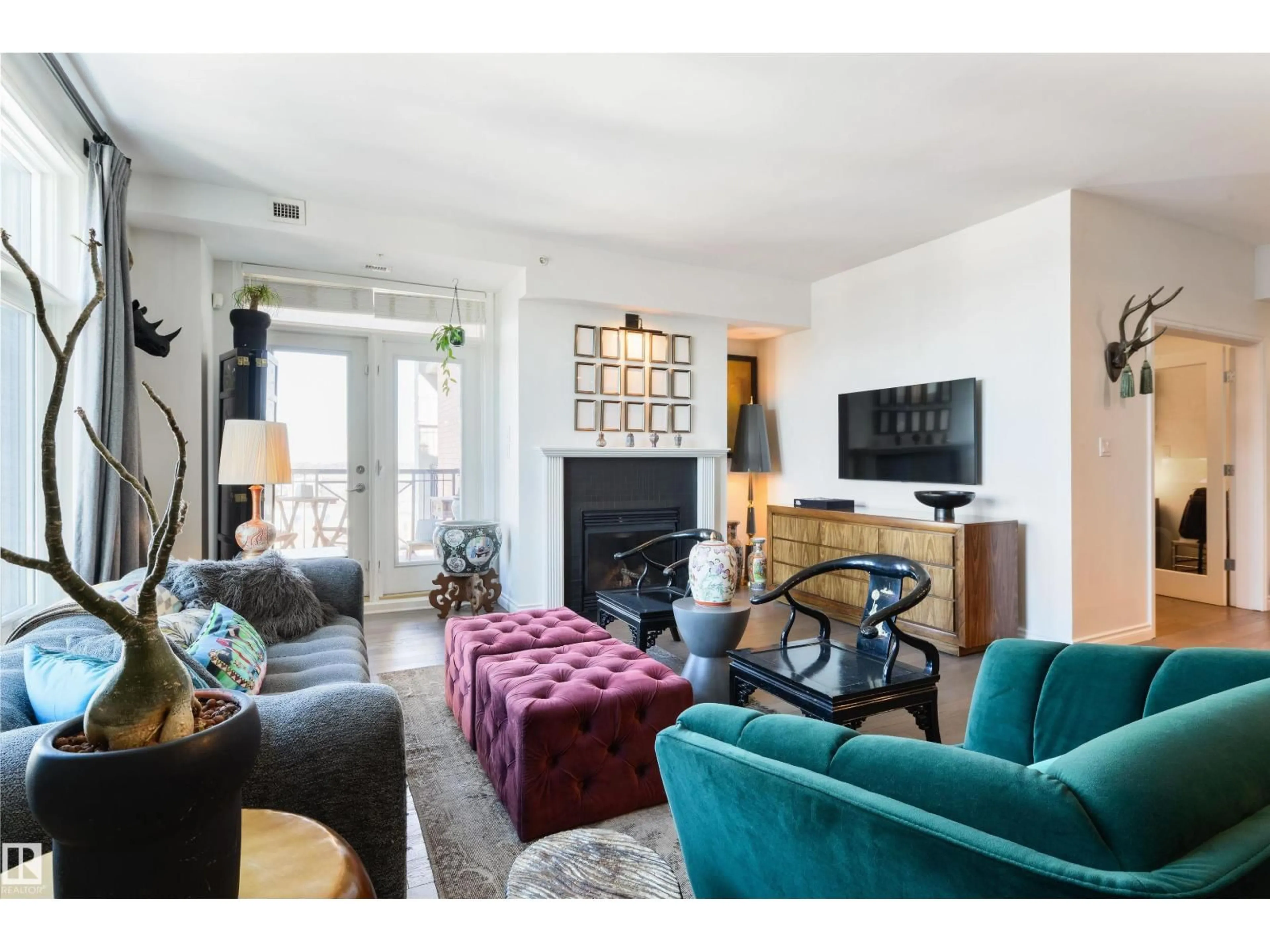 Living room with furniture, unknown for 1107 JASPER AV NW, Edmonton Alberta T5H3S8