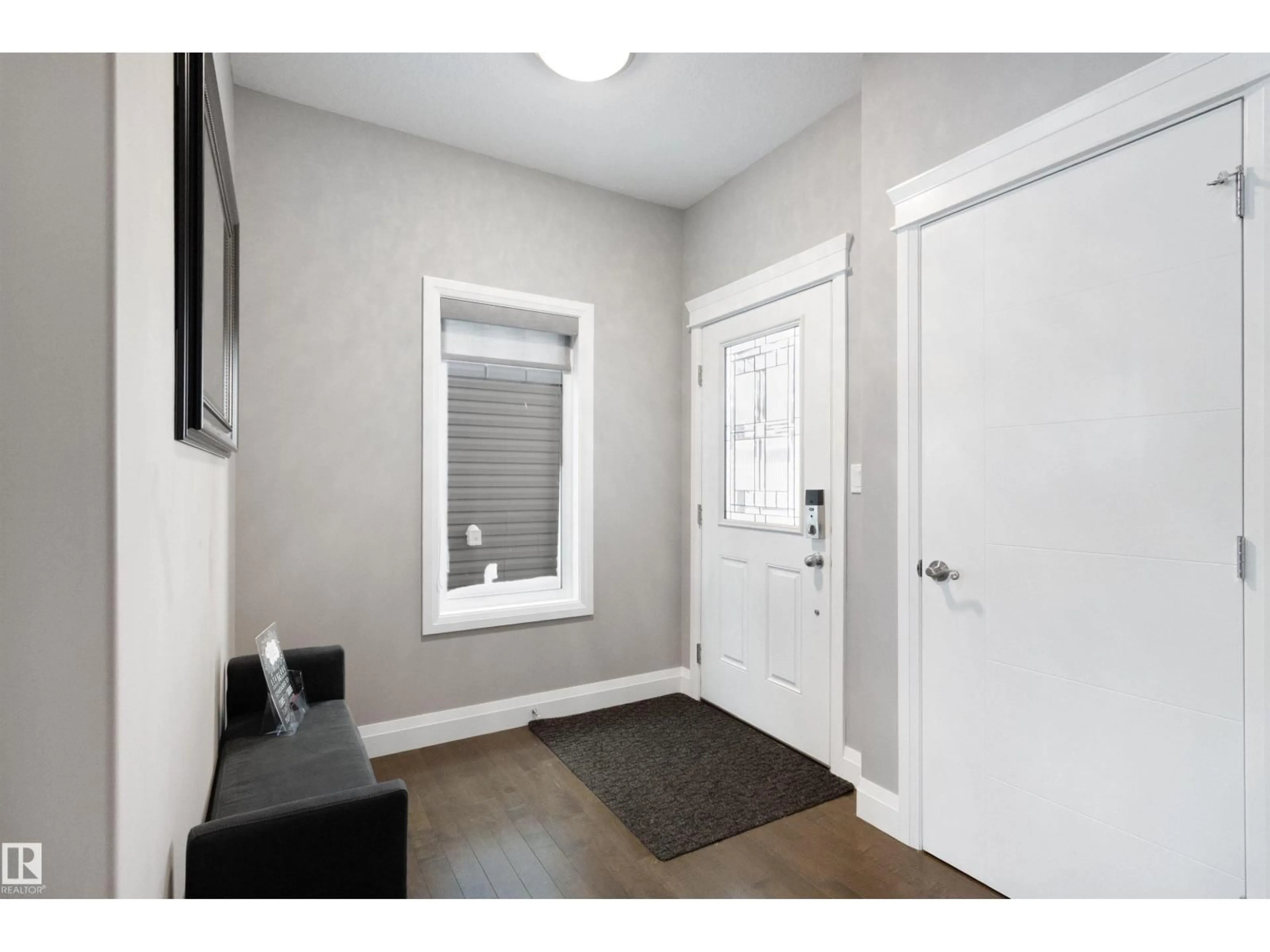Indoor entryway for 56 DURRAND BN, Fort Saskatchewan Alberta T8L0N1