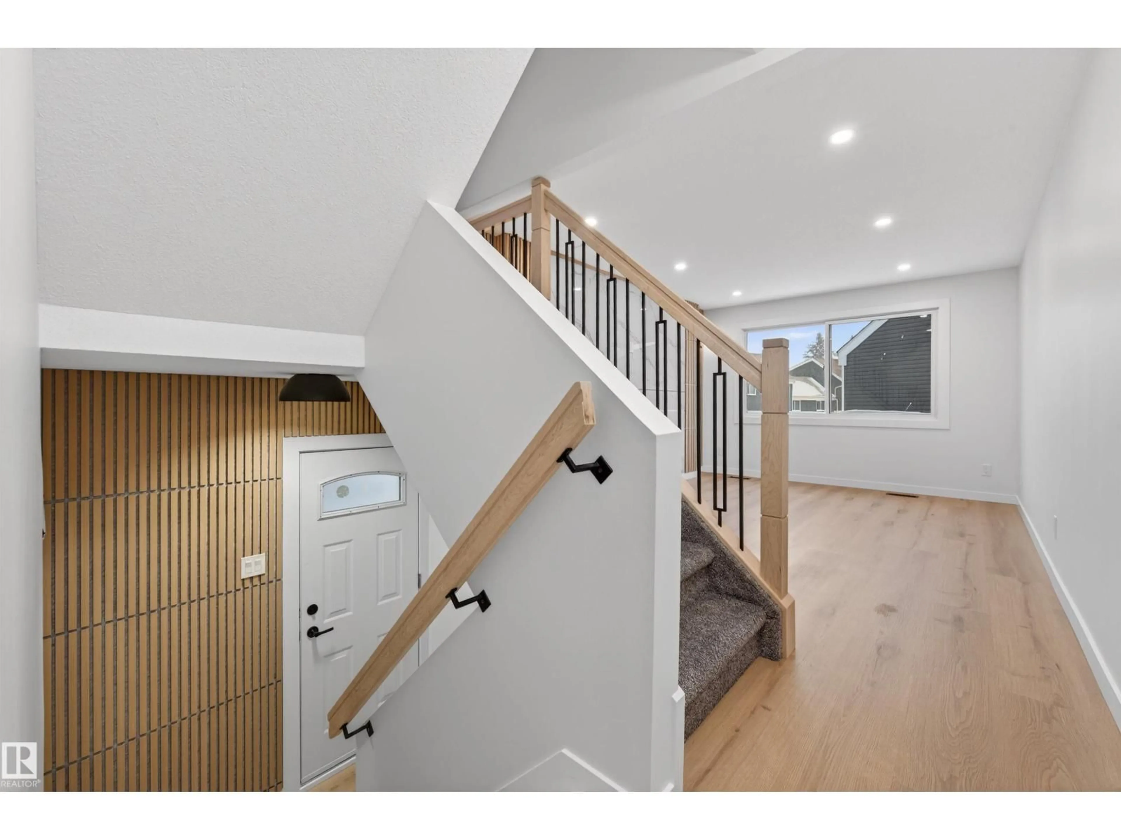 Unknown for 304 MORIN MAZE MZ, Edmonton Alberta T6K1V1