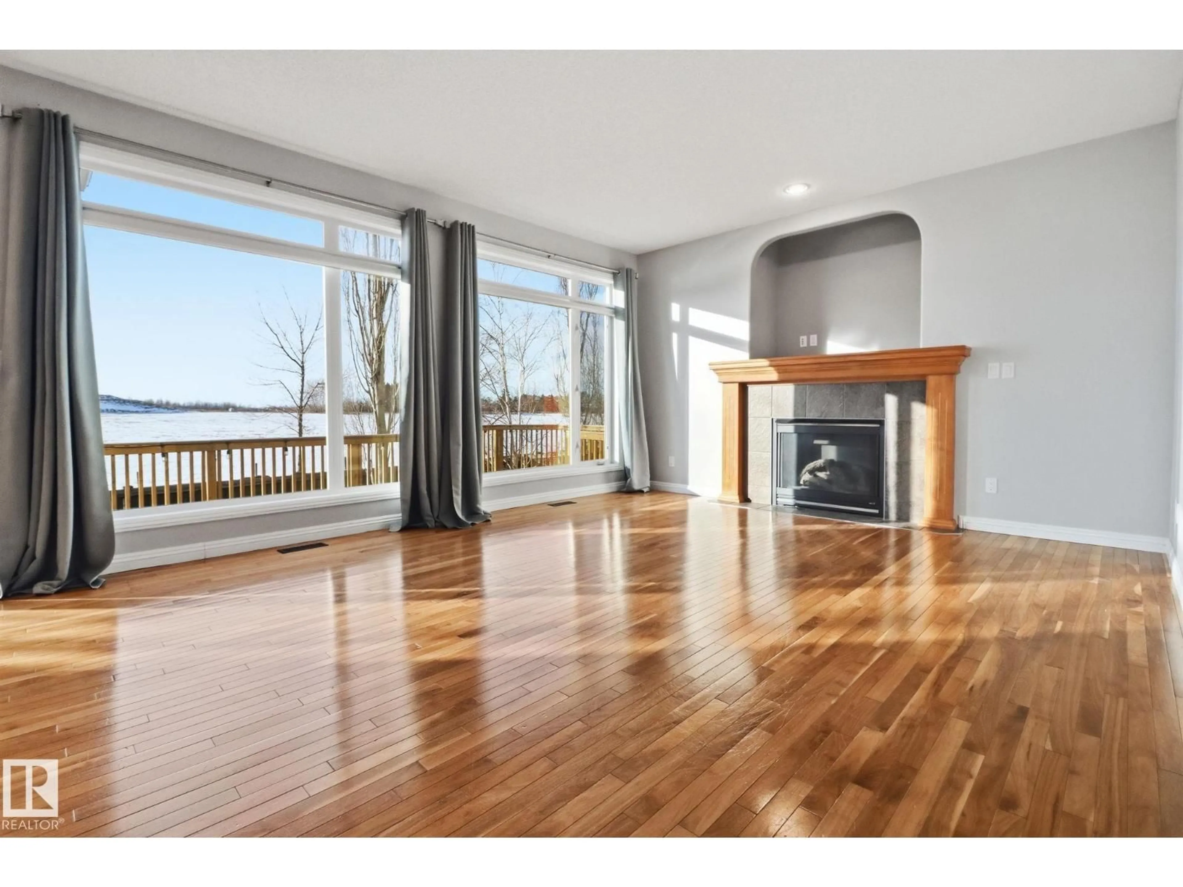 Unknown for 12634 16A AV, Edmonton Alberta T6W1R7