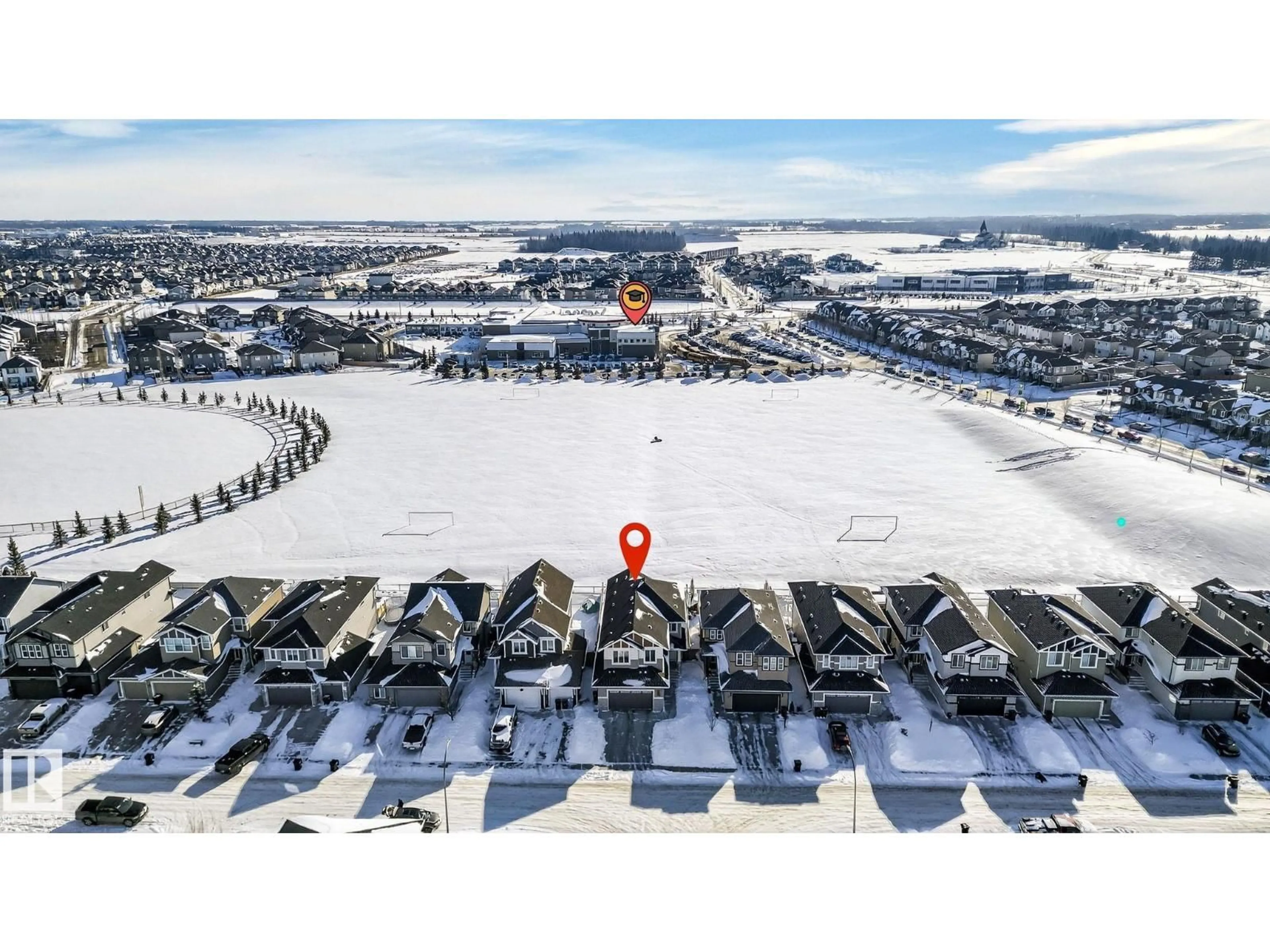 A pic from outside/outdoor area/front of a property/back of a property/a pic from drone, city buildings view from balcony for 153 HENDERSON LI, Spruce Grove Alberta T7X0R8