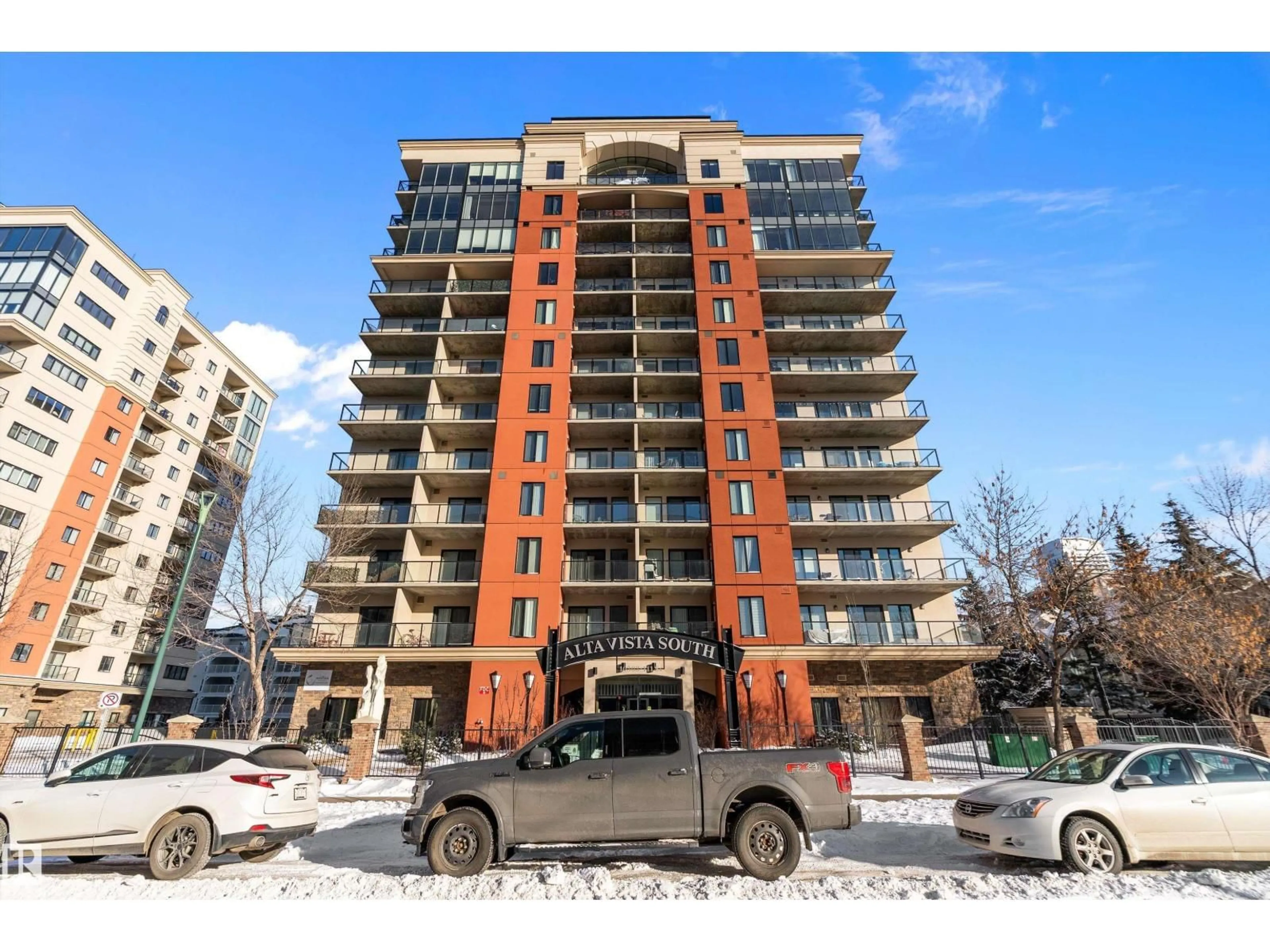 Unknown for 10303 - 1004 111 ST NW, Edmonton Alberta T5K0C6