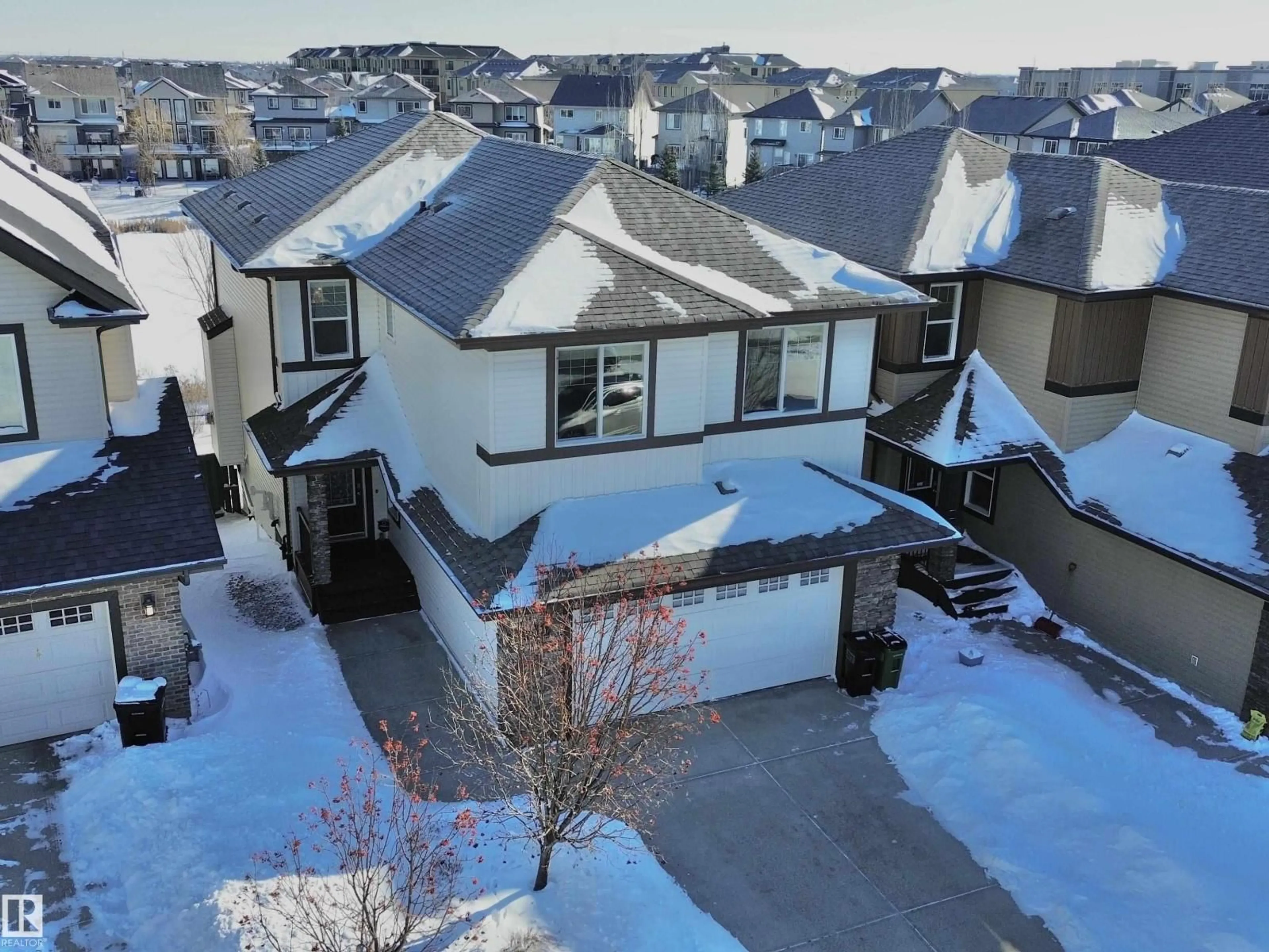 A pic from outside/outdoor area/front of a property/back of a property/a pic from drone, street for SW - 1019 174 ST, Edmonton Alberta T6W1Z6