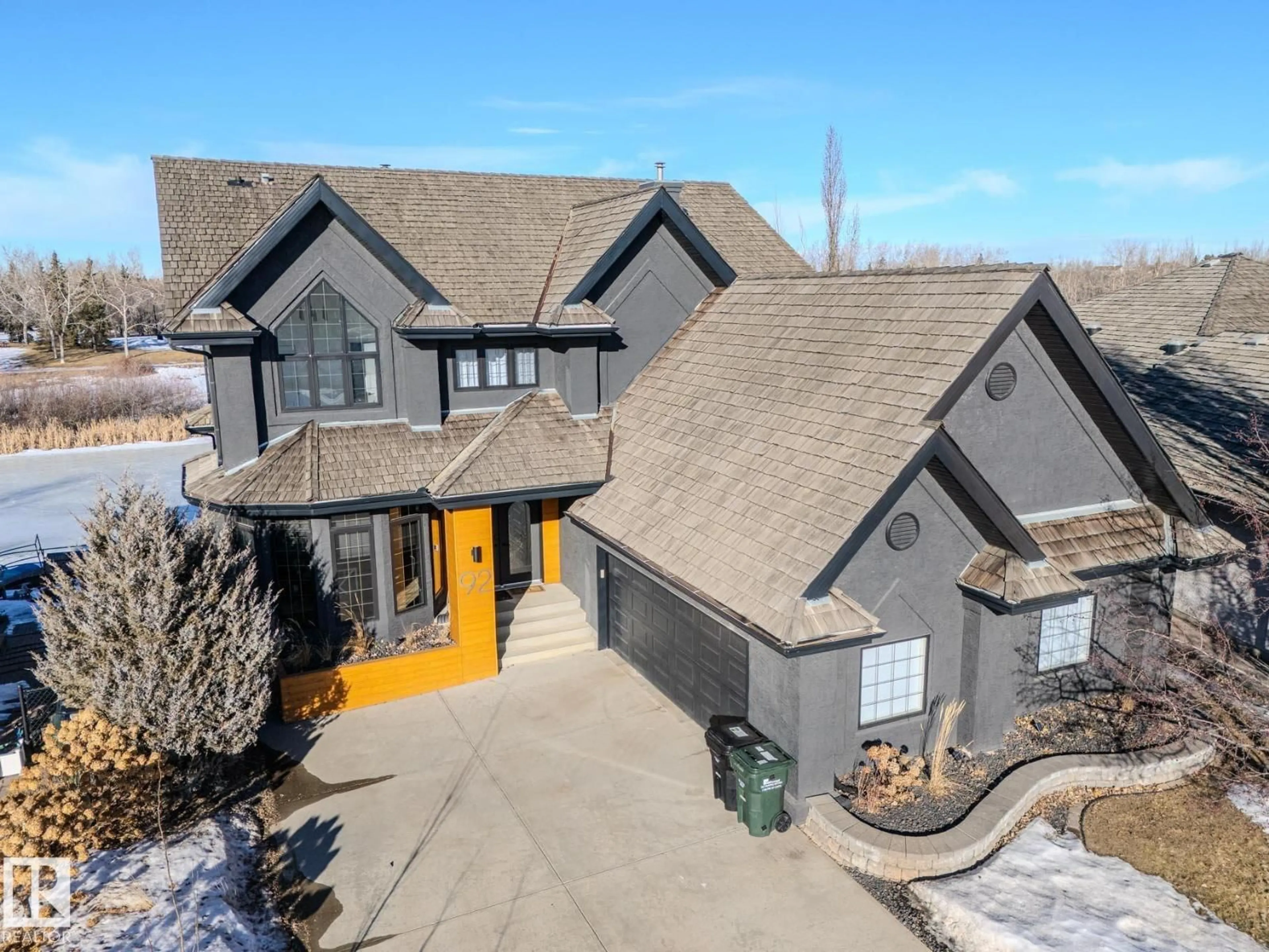 A pic from outside/outdoor area/front of a property/back of a property/a pic from drone, street for HB - 92 NOTTINGHAM, Sherwood Park Alberta T8A6G2