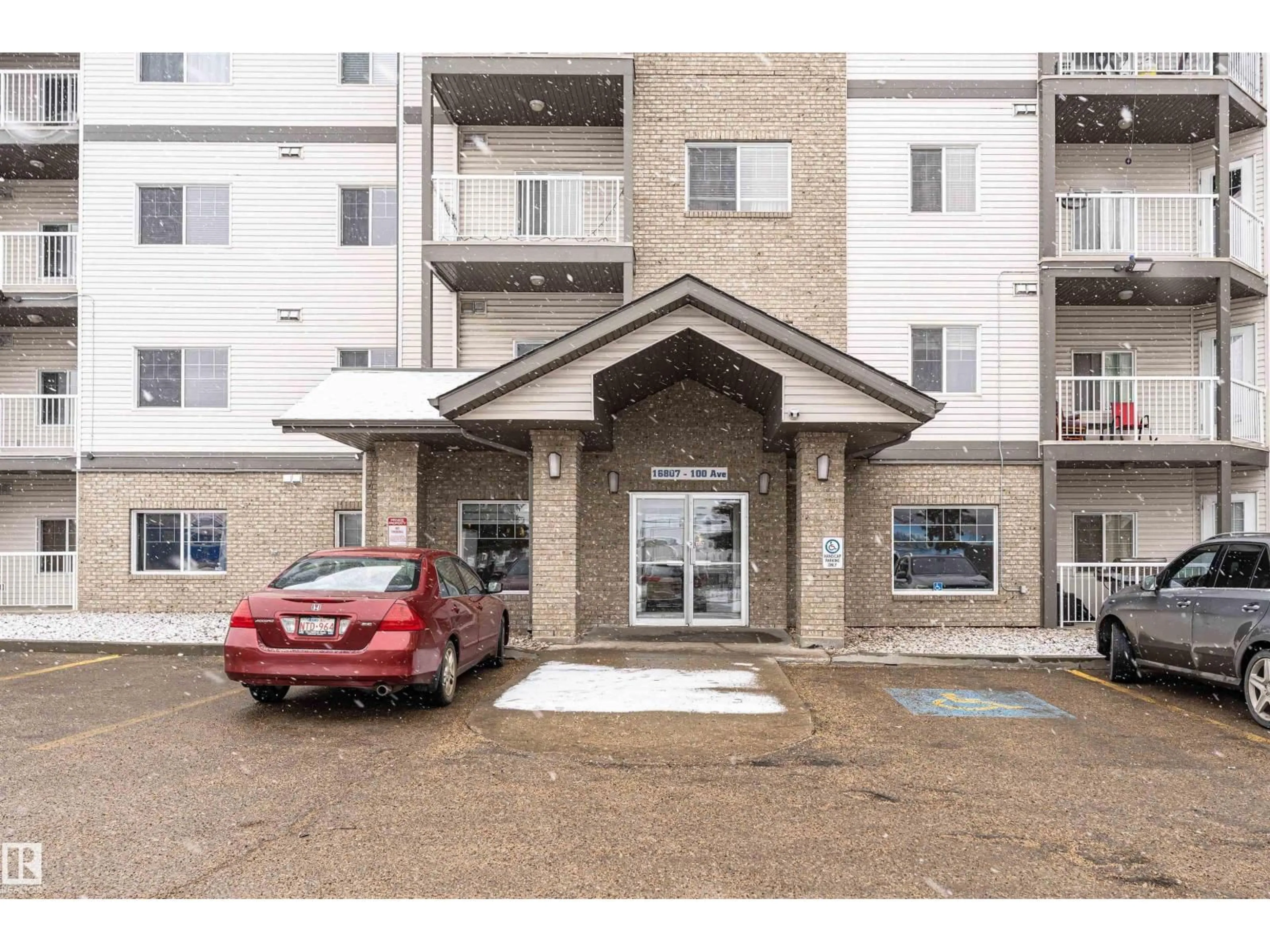 Unknown for #227 - 16807 100 AV, Edmonton Alberta T5P4A6