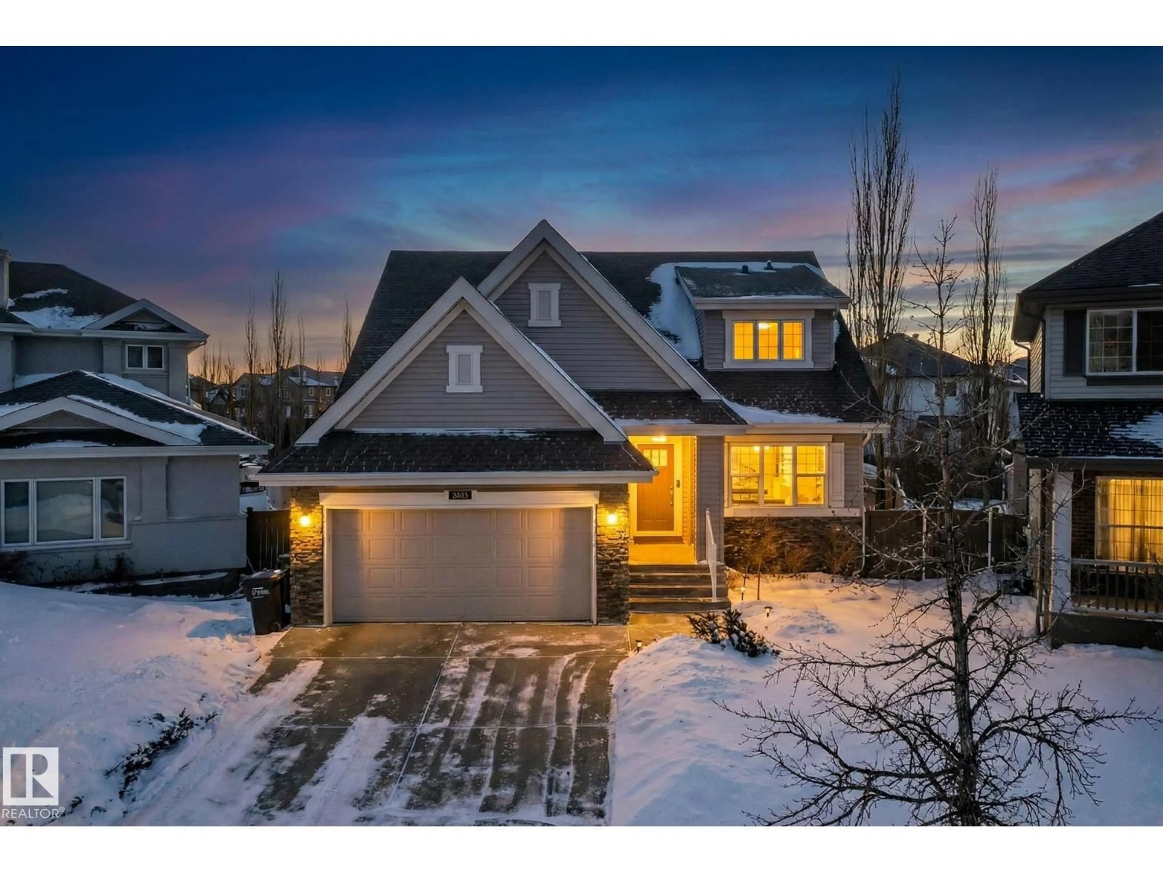 A pic from outside/outdoor area/front of a property/back of a property/a pic from drone, street for 2036 HILLIARD PL, Edmonton Alberta T6R3P5