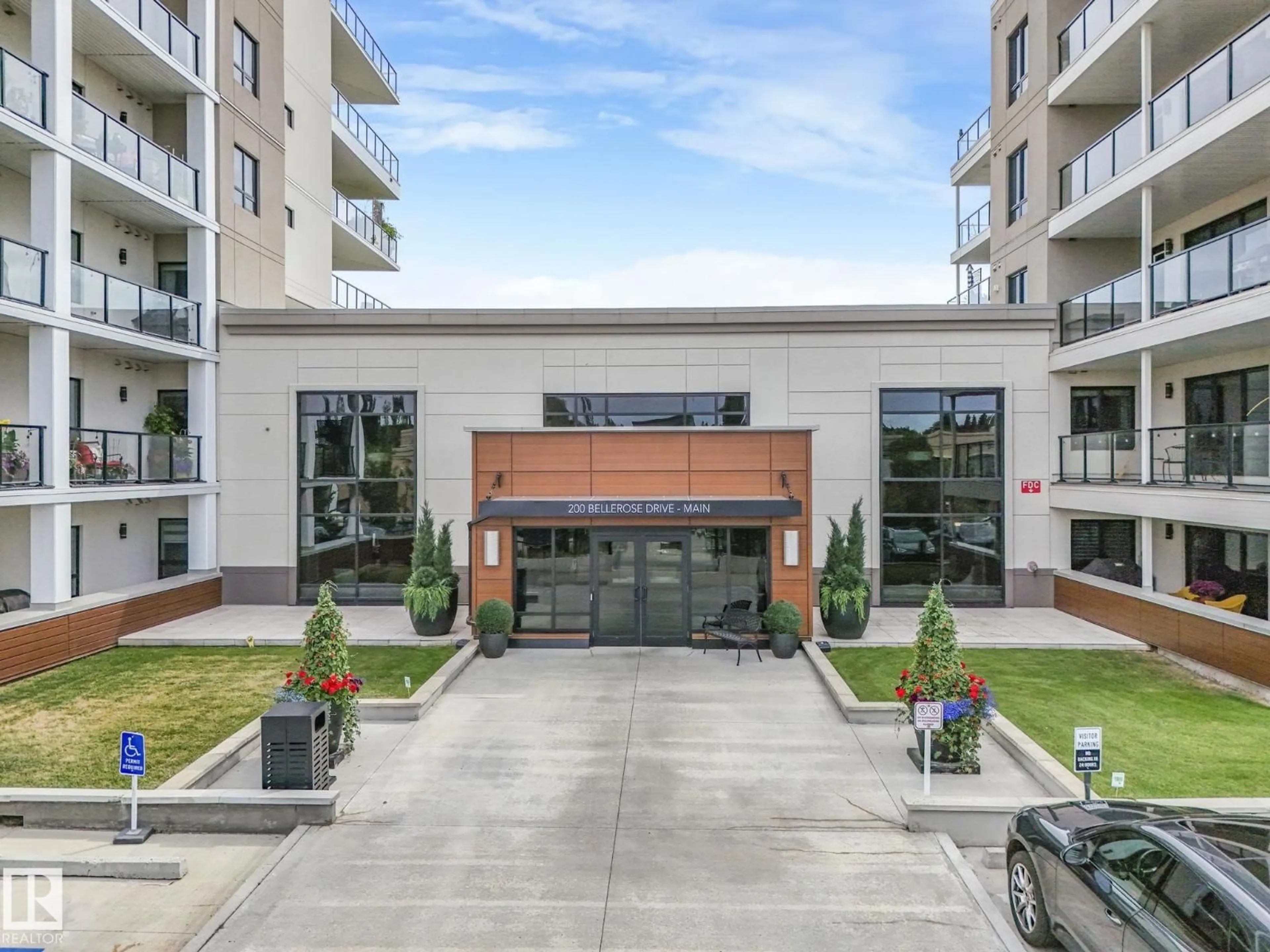 Unknown for 814 BELLEROSE DR, St. Albert Alberta T8N7P7