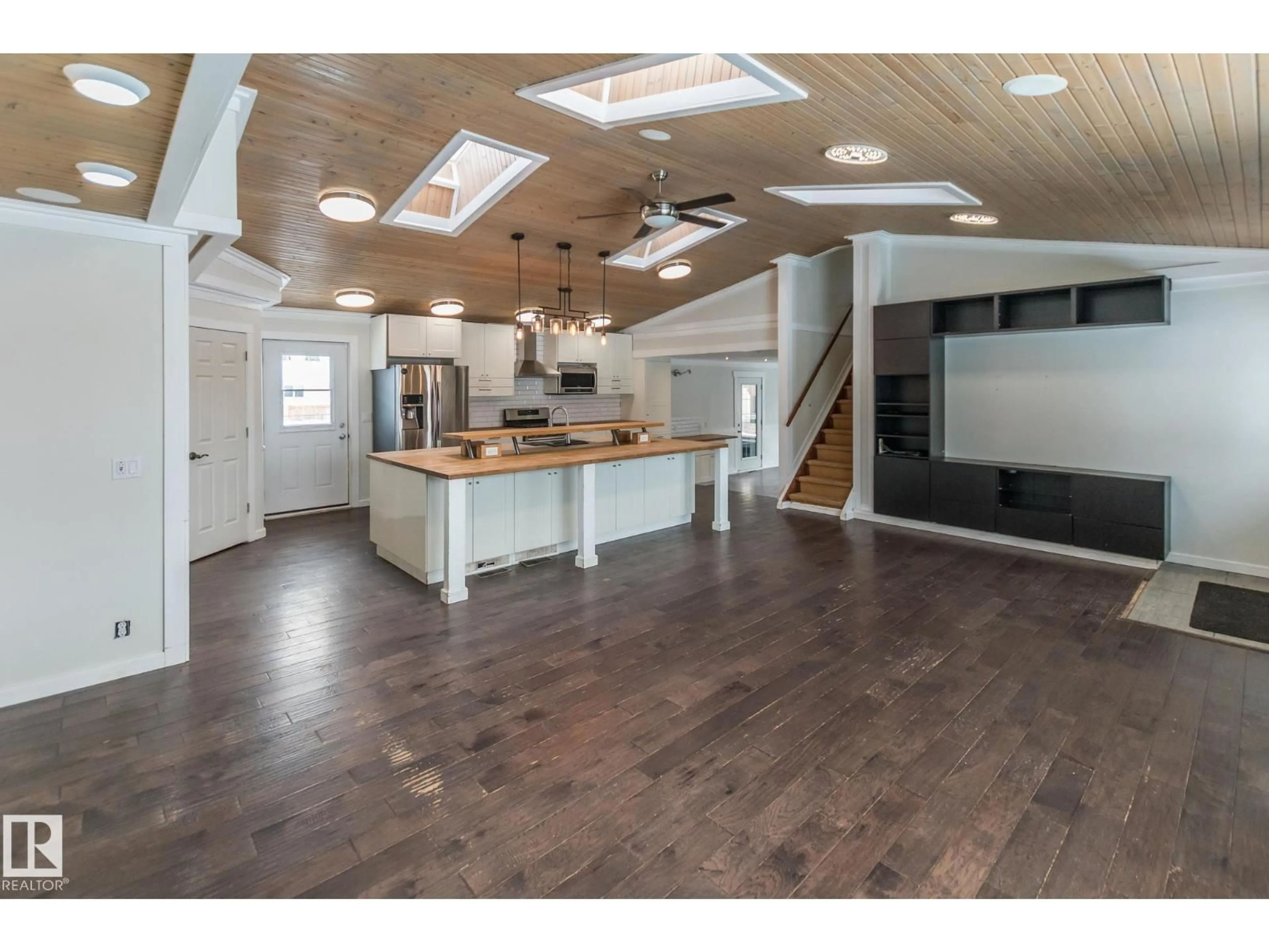 Open concept kitchen, wood/laminate floor for 4305 44 ST, Bonnyville Town Alberta T9N1R9