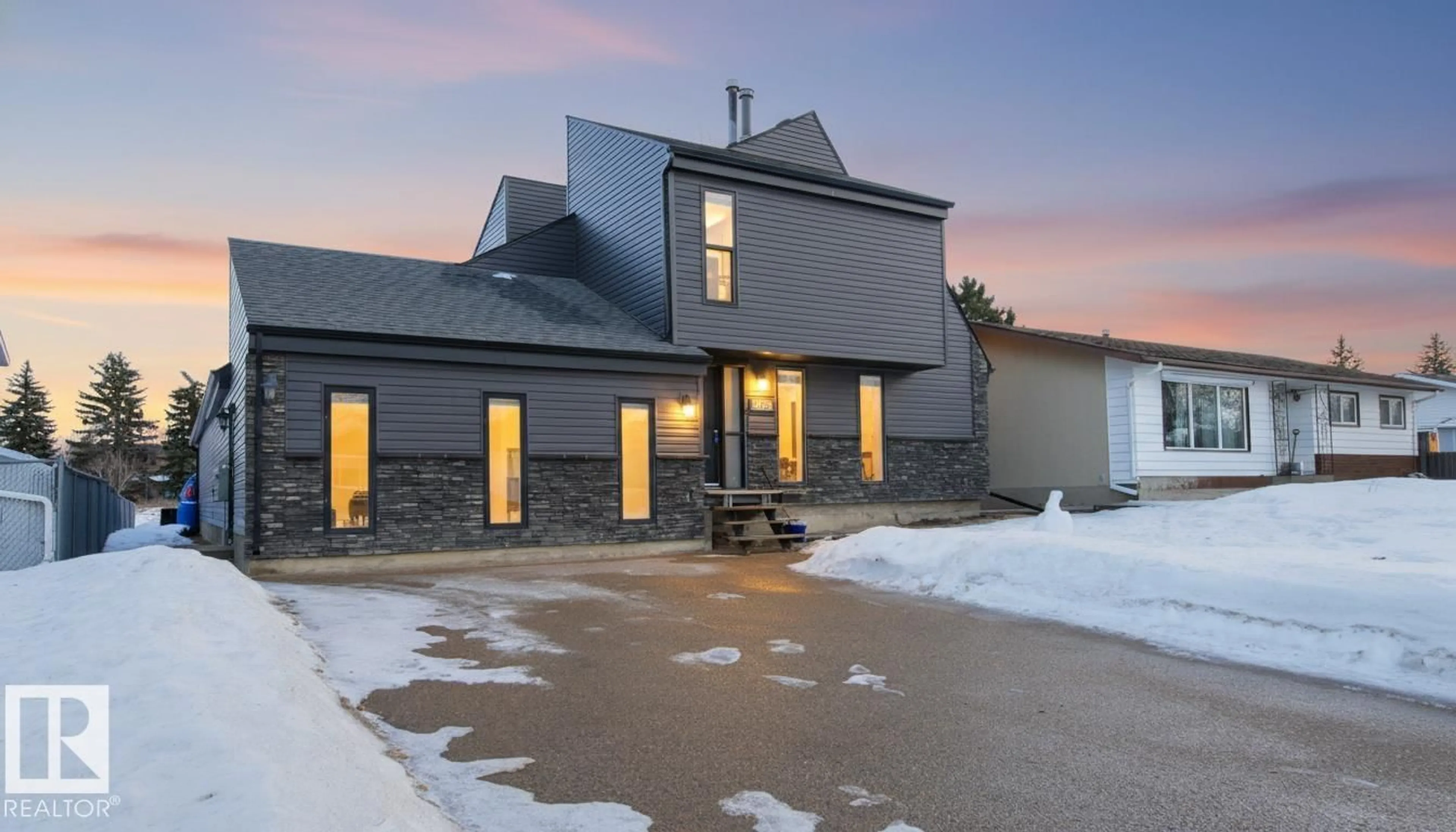 Unknown for 3905 65 ST, Camrose Alberta T4V3R9