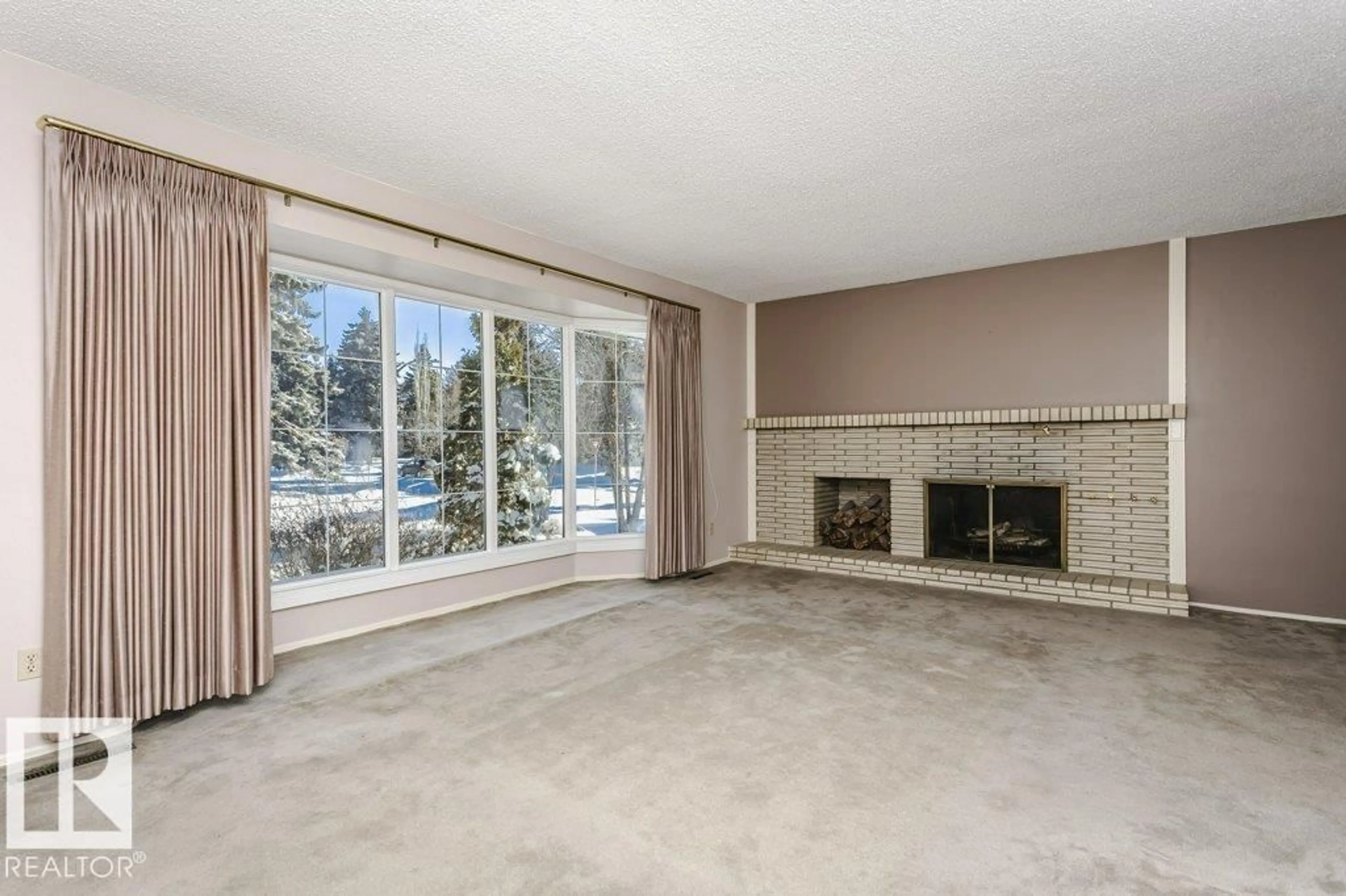 A pic of a room for 6304 131 ST, Edmonton Alberta T6H3Y3