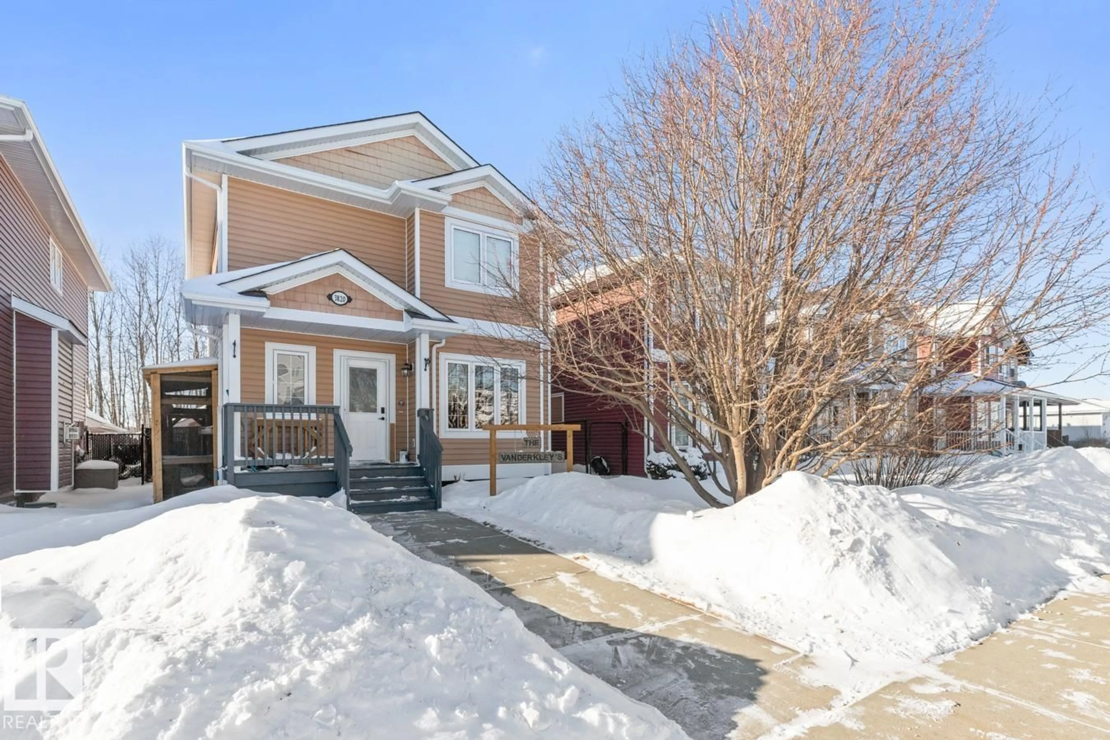 Unknown for 3820 53 ST, Gibbons Alberta T0A1N0