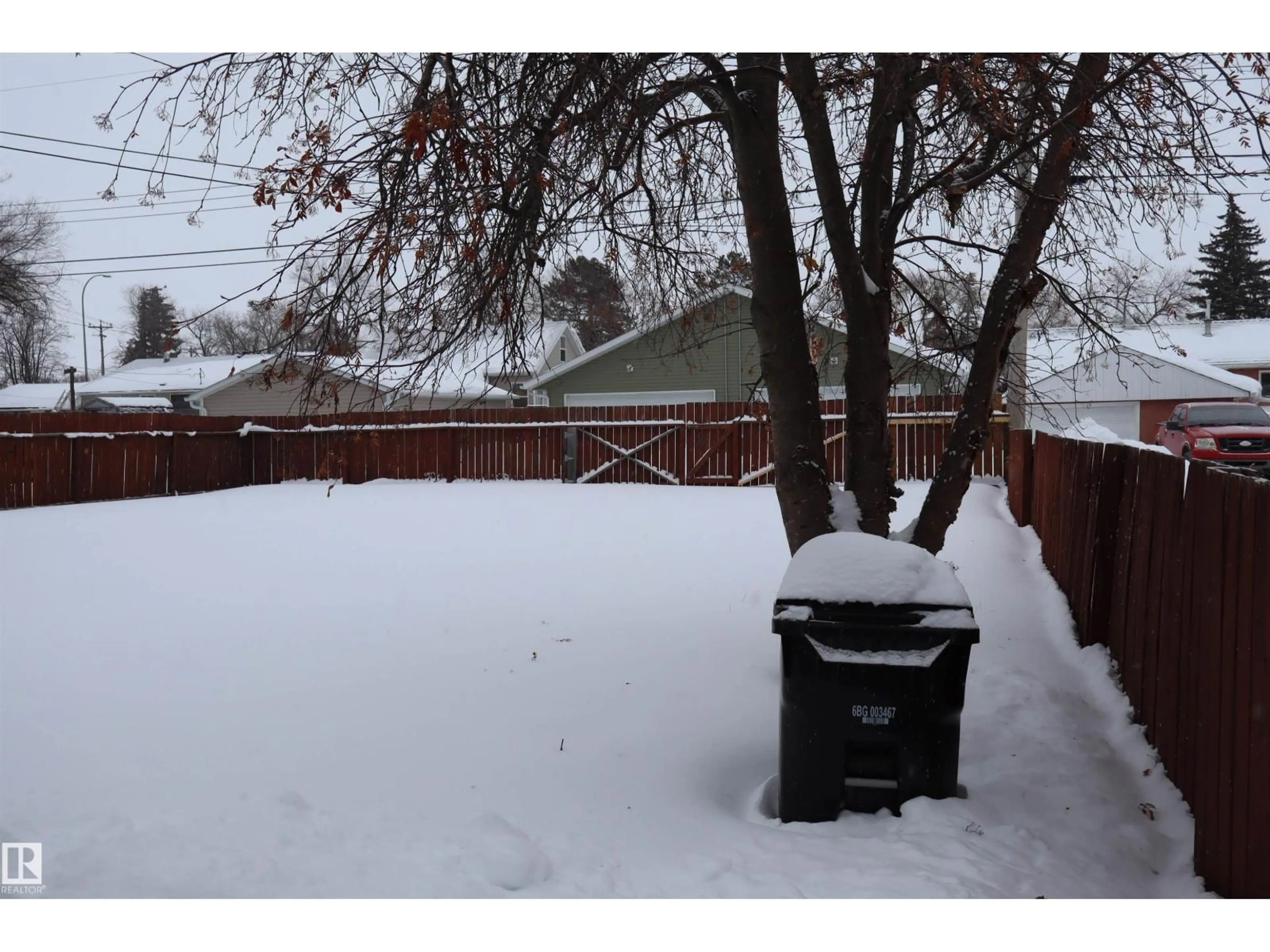 Unknown for 5109 55 ST, Barrhead Alberta T7N1E6