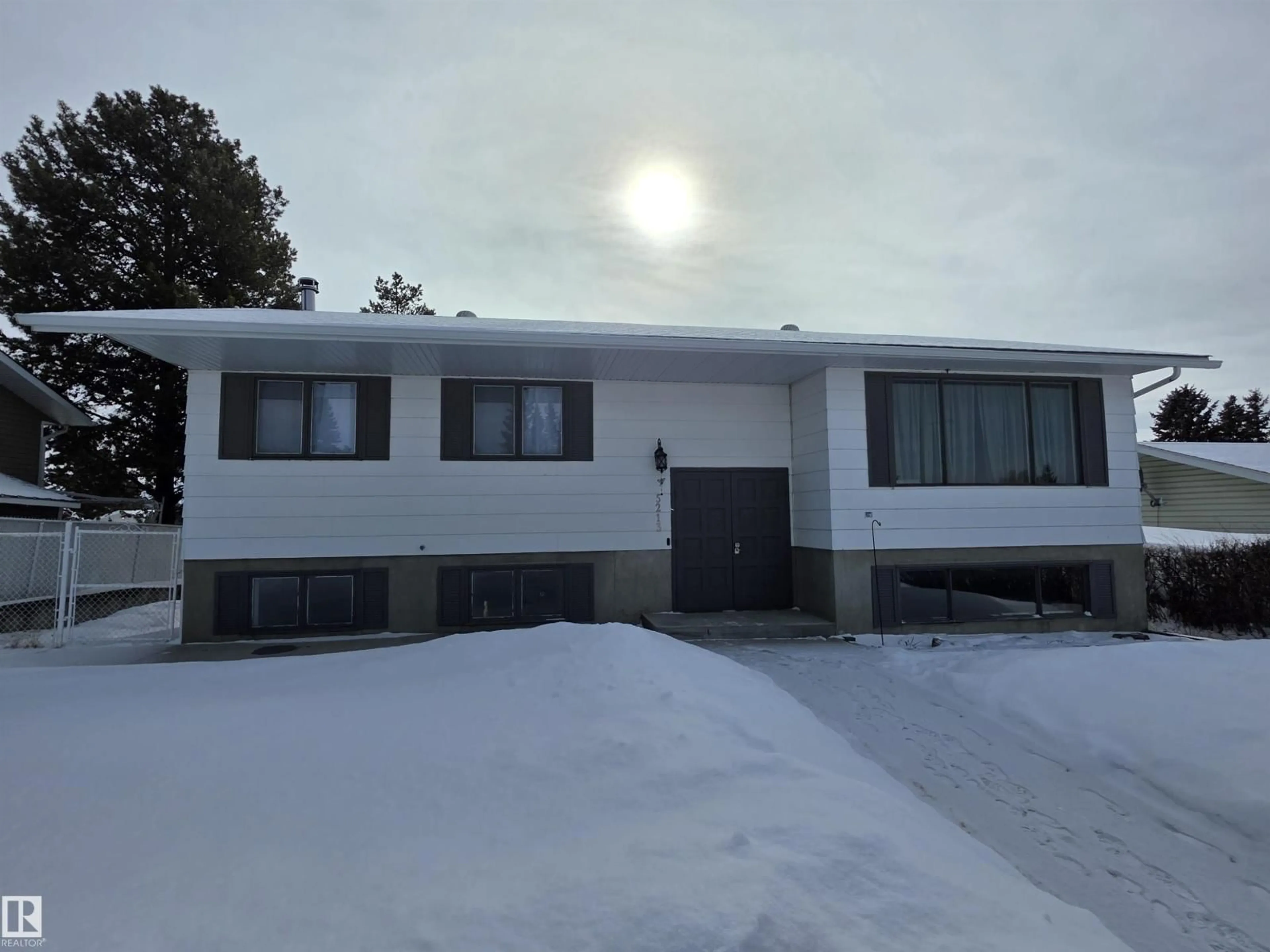 A pic from outside/outdoor area/front of a property/back of a property/a pic from drone, unknown for 5213 46 AV, Drayton Valley Alberta T7A1K9