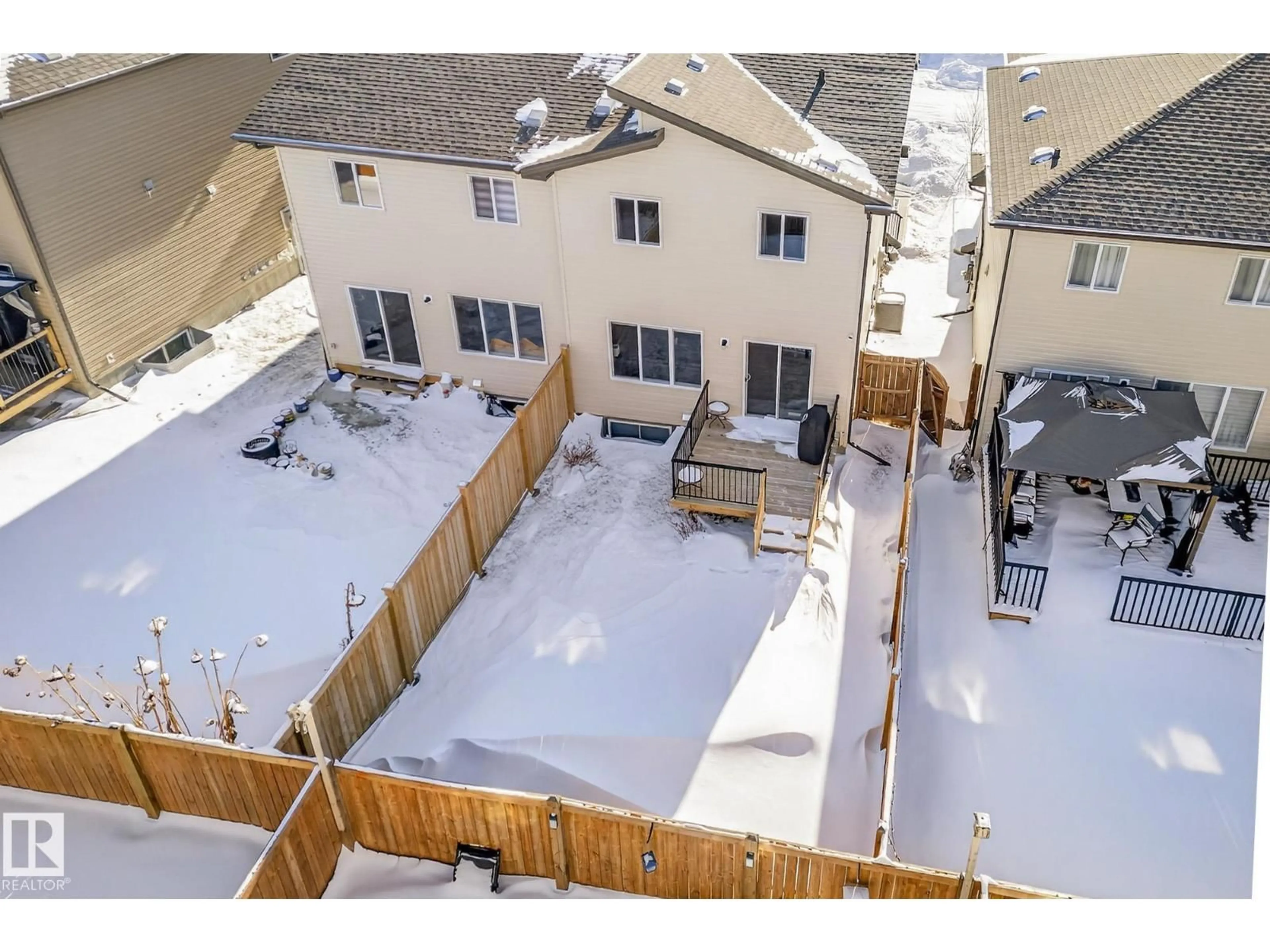A pic from outside/outdoor area/front of a property/back of a property/a pic from drone, street for SW - 9040 COOPER LI, Edmonton Alberta T6W4A4