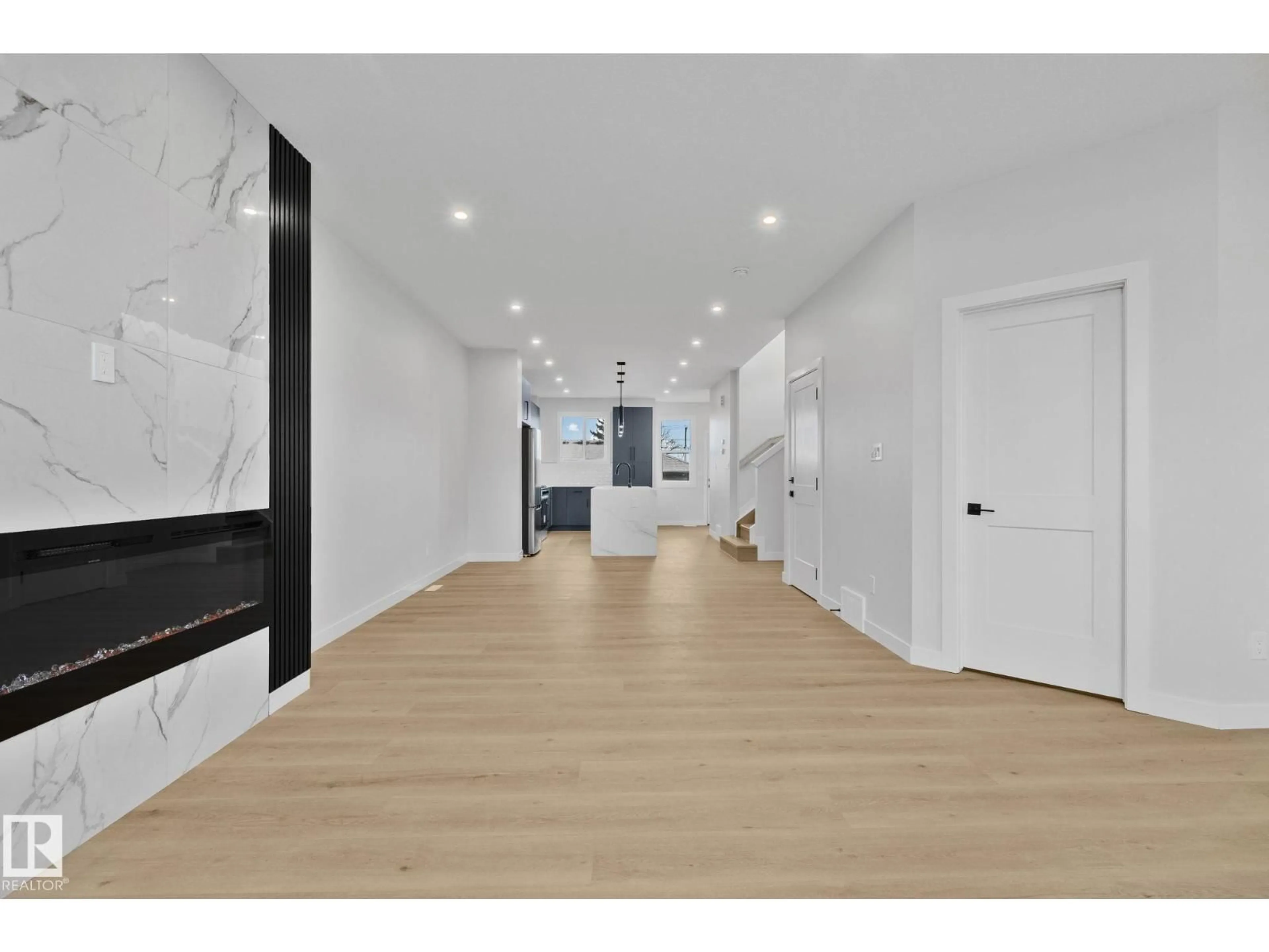 Unknown for NW - 12717 114 ST, Edmonton Alberta T5E5C6