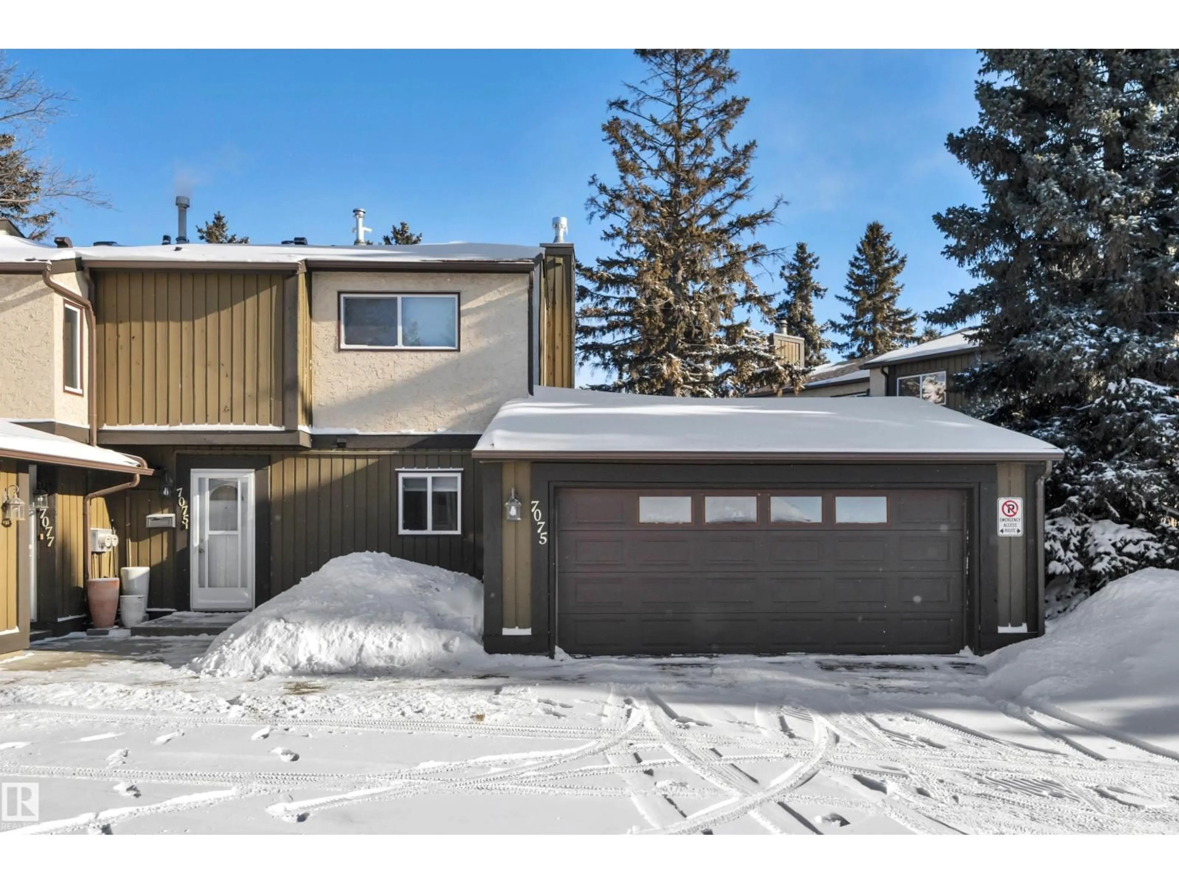 Unknown for 7075 32 AV, Edmonton Alberta T6K2K9