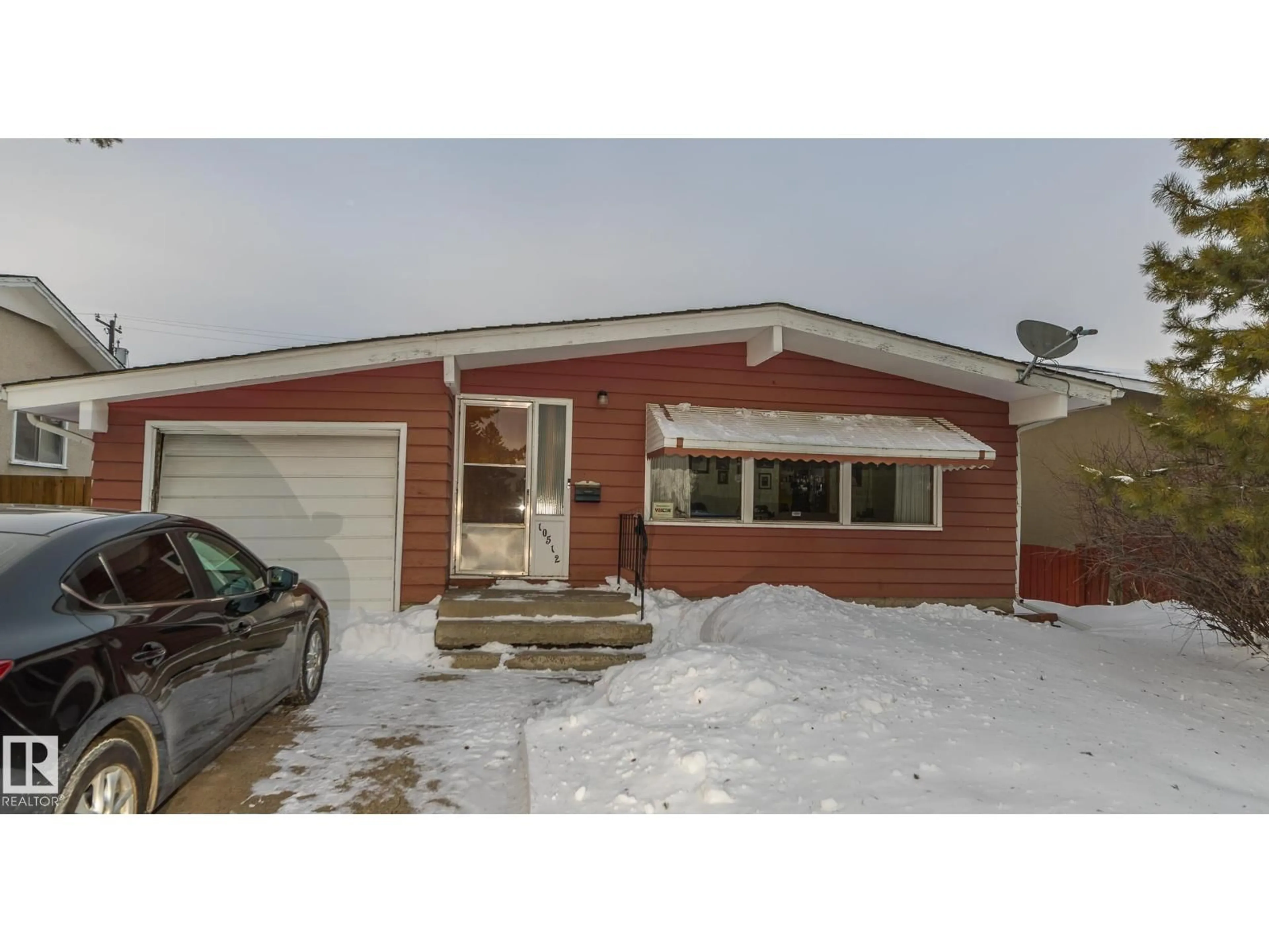 Unknown for 10512 55 AV, Edmonton Alberta T6H0W7