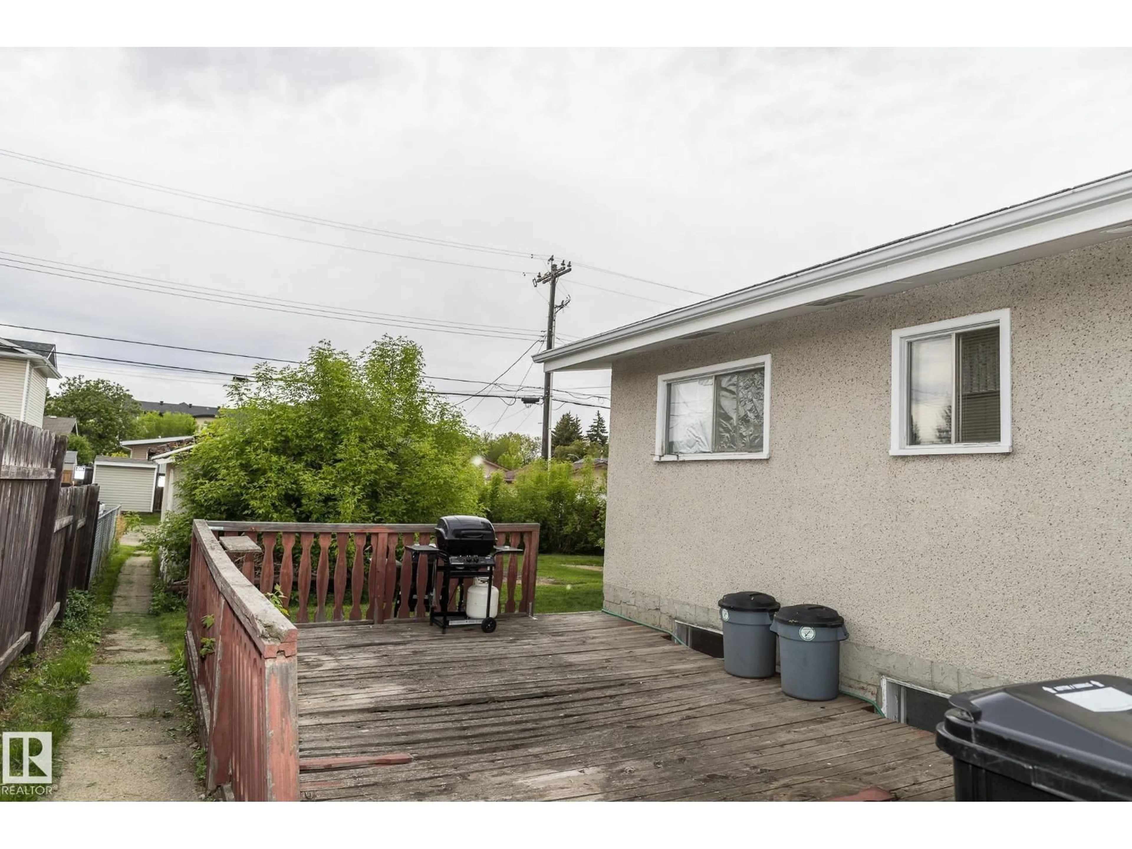 Patio, street for 10512 55 AV, Edmonton Alberta T6H0W7