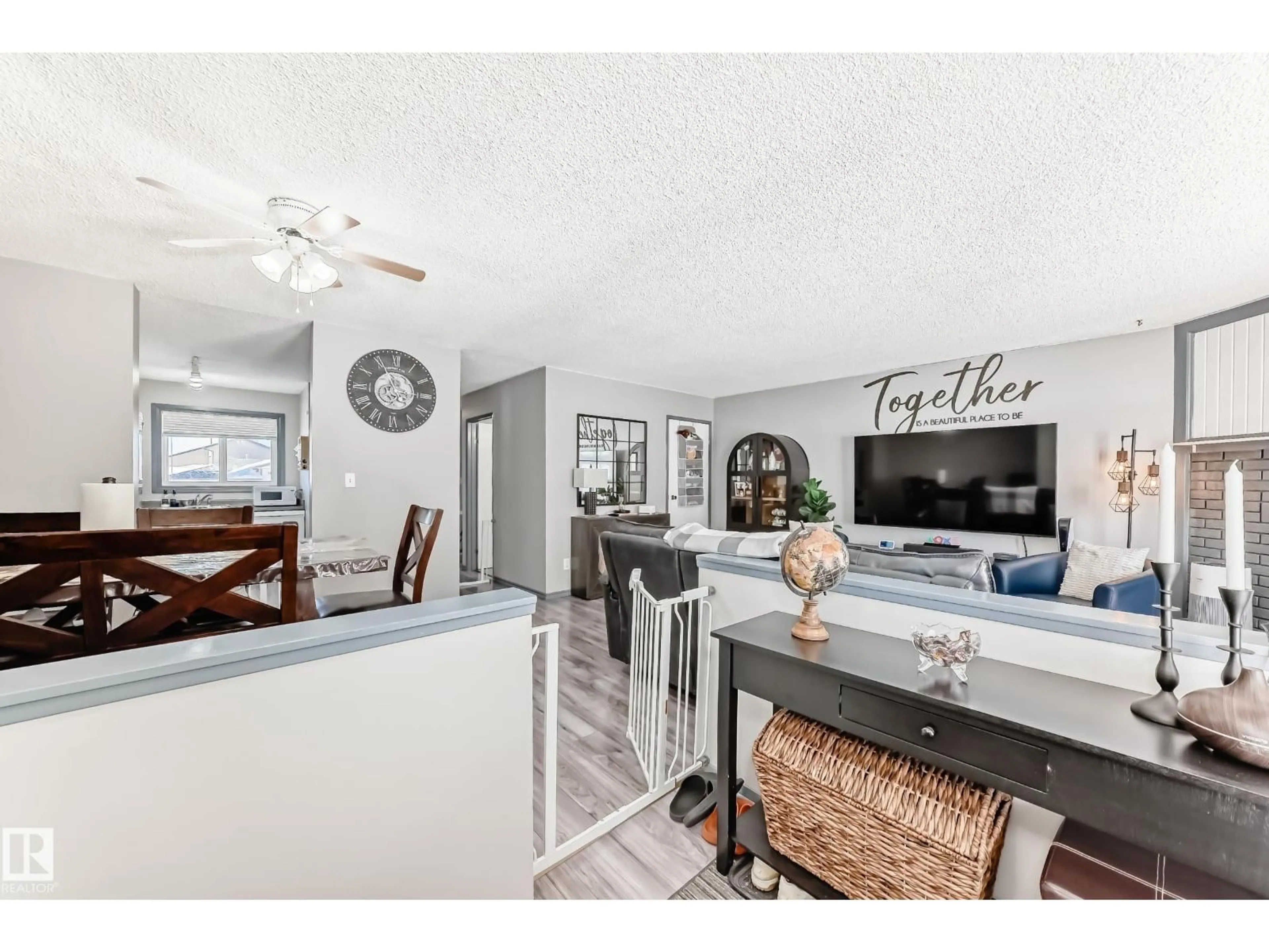 Open concept kitchen, unknown for 214A WARWICK RD, Edmonton Alberta T5X4P8