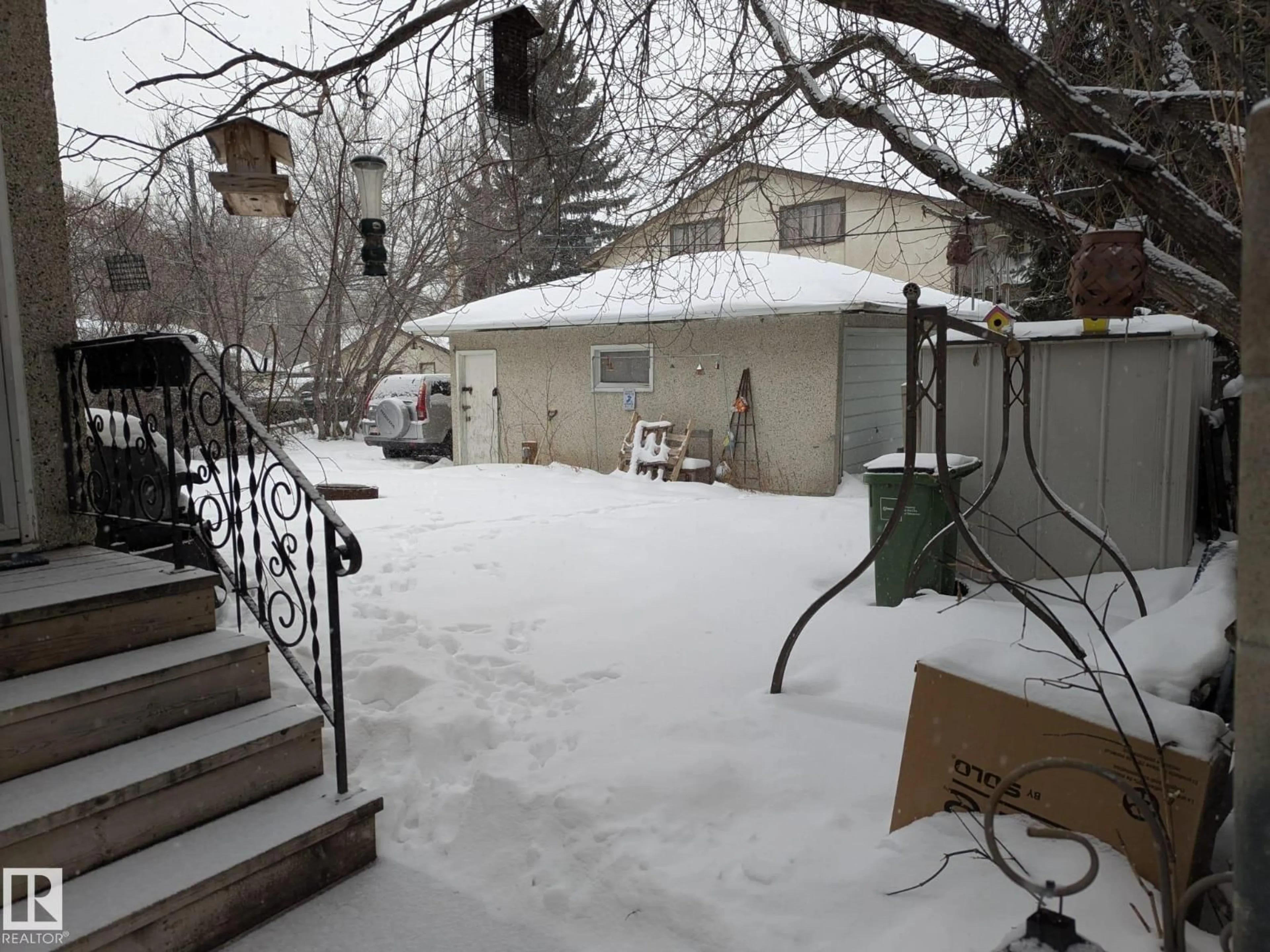 Patio, street for 7705 110 ST, Edmonton Alberta T6G1G3