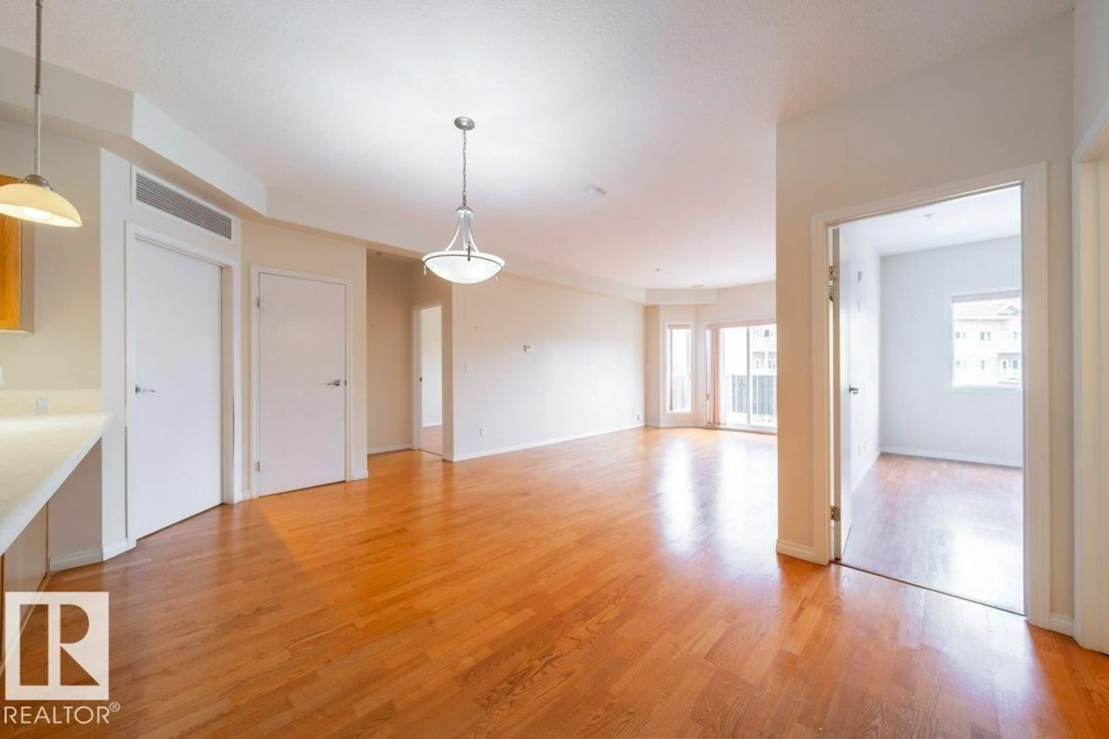 A pic of a room for #303 - 4304 139 AV, Edmonton Alberta T5Y0H6