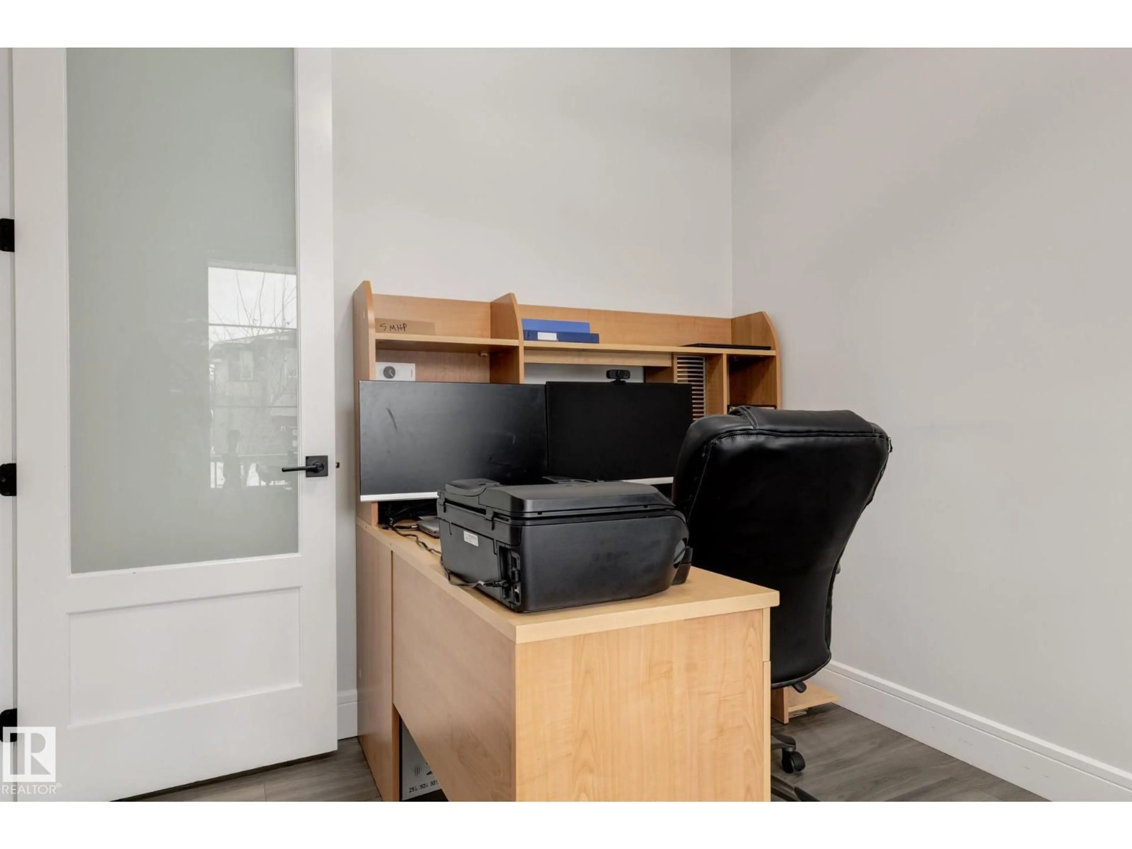 A pic of a room for SW - 6456 KING WD, Edmonton Alberta T6W4R6