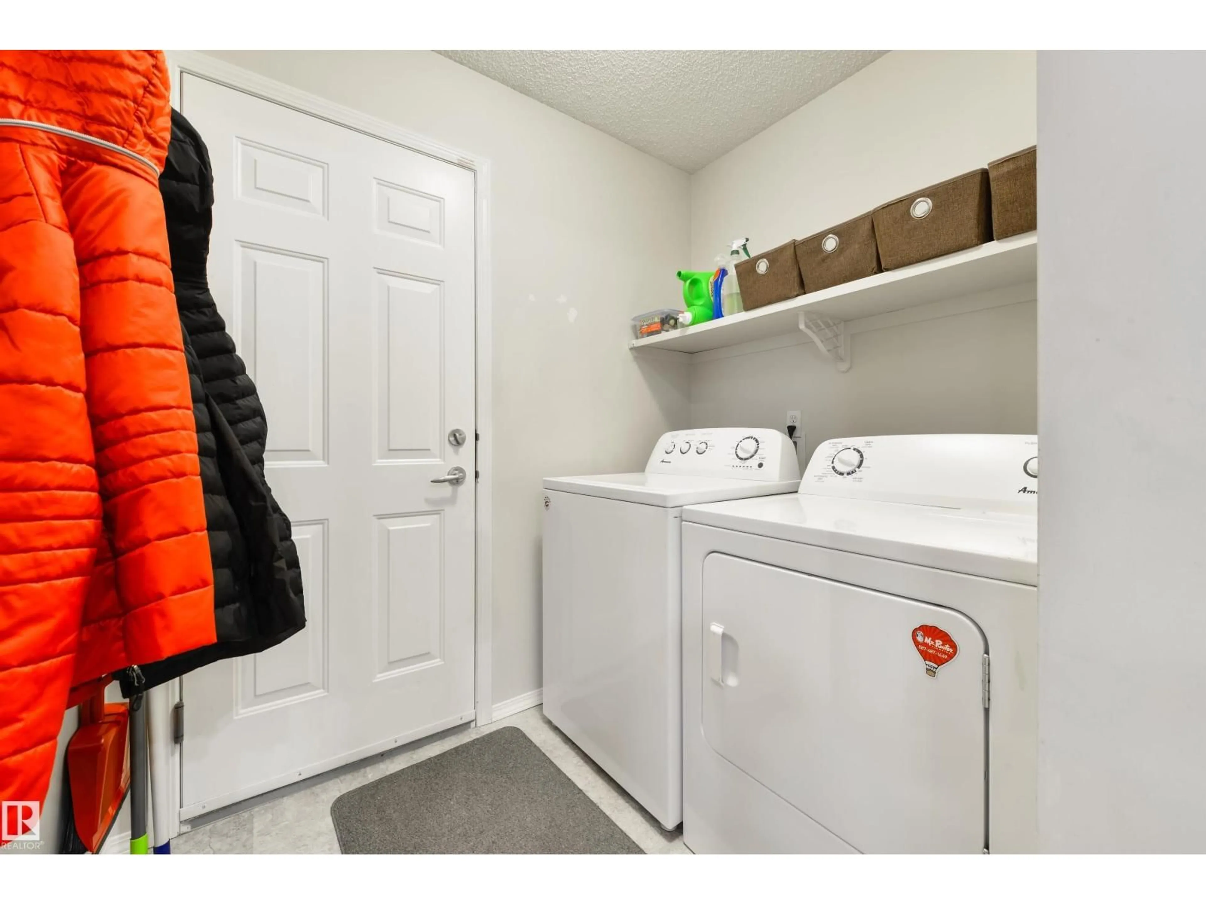 Laundry room for 74 CHRISTINA CO, Sherwood Park Alberta T8H2H4