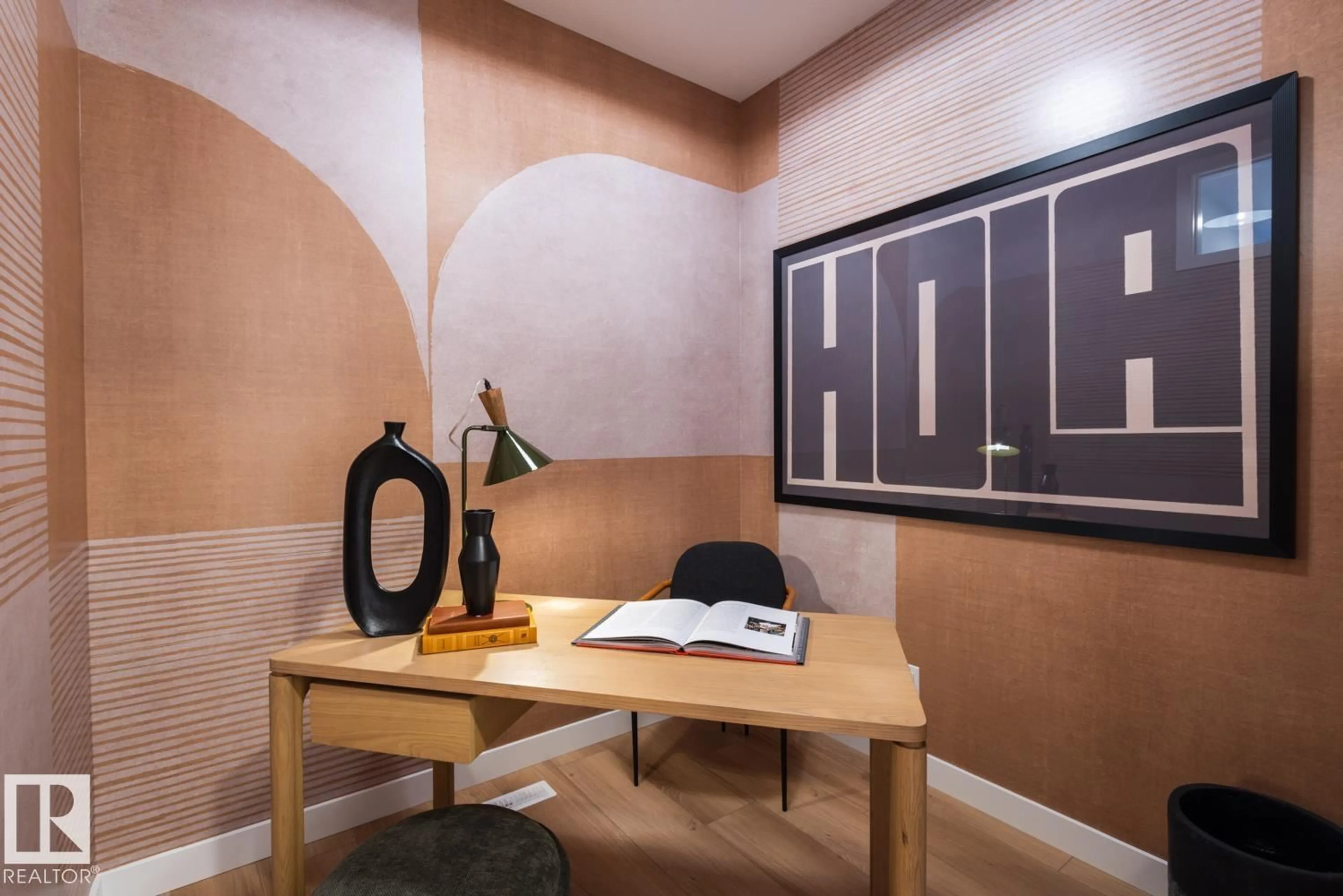 A pic of a room for SW - 5518 HAWTHORN PS, Edmonton Alberta T6X3K6