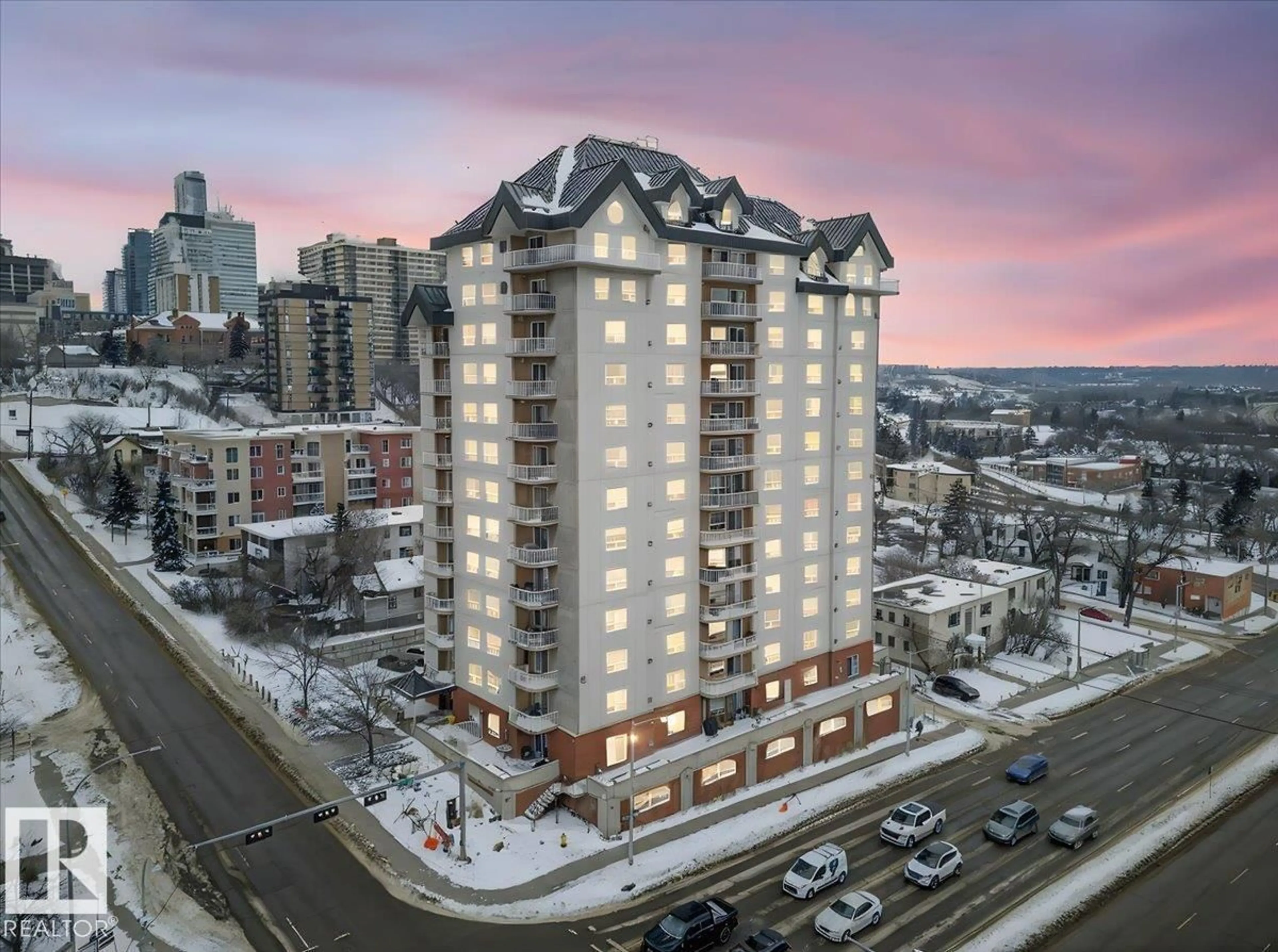 A pic from outside/outdoor area/front of a property/back of a property/a pic from drone, building for 105 - 9707 105 ST NW, Edmonton Alberta T5K2Y4