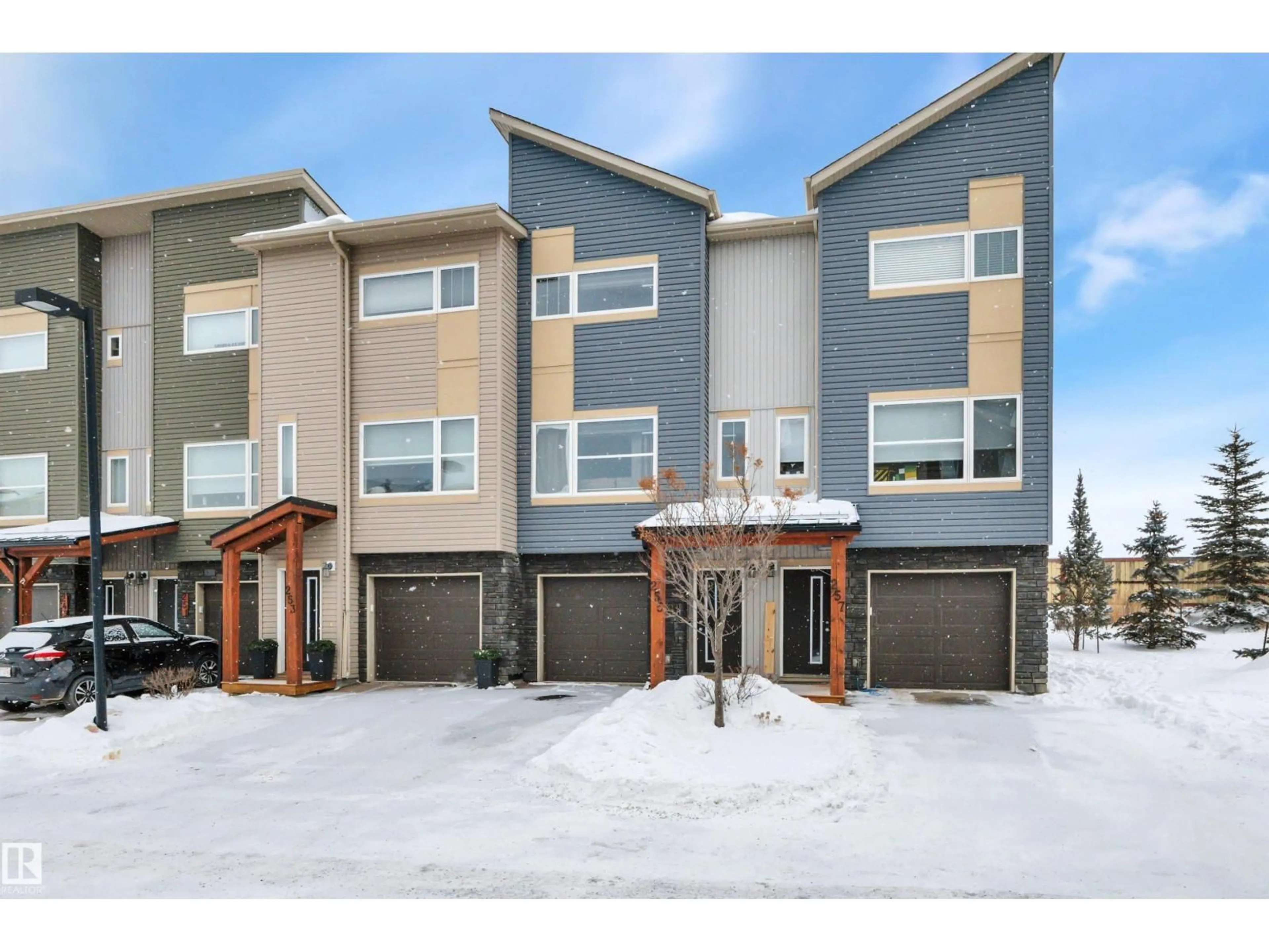 Unknown for 255 401 SOUTHFORK DR, Leduc Alberta T9E0X1