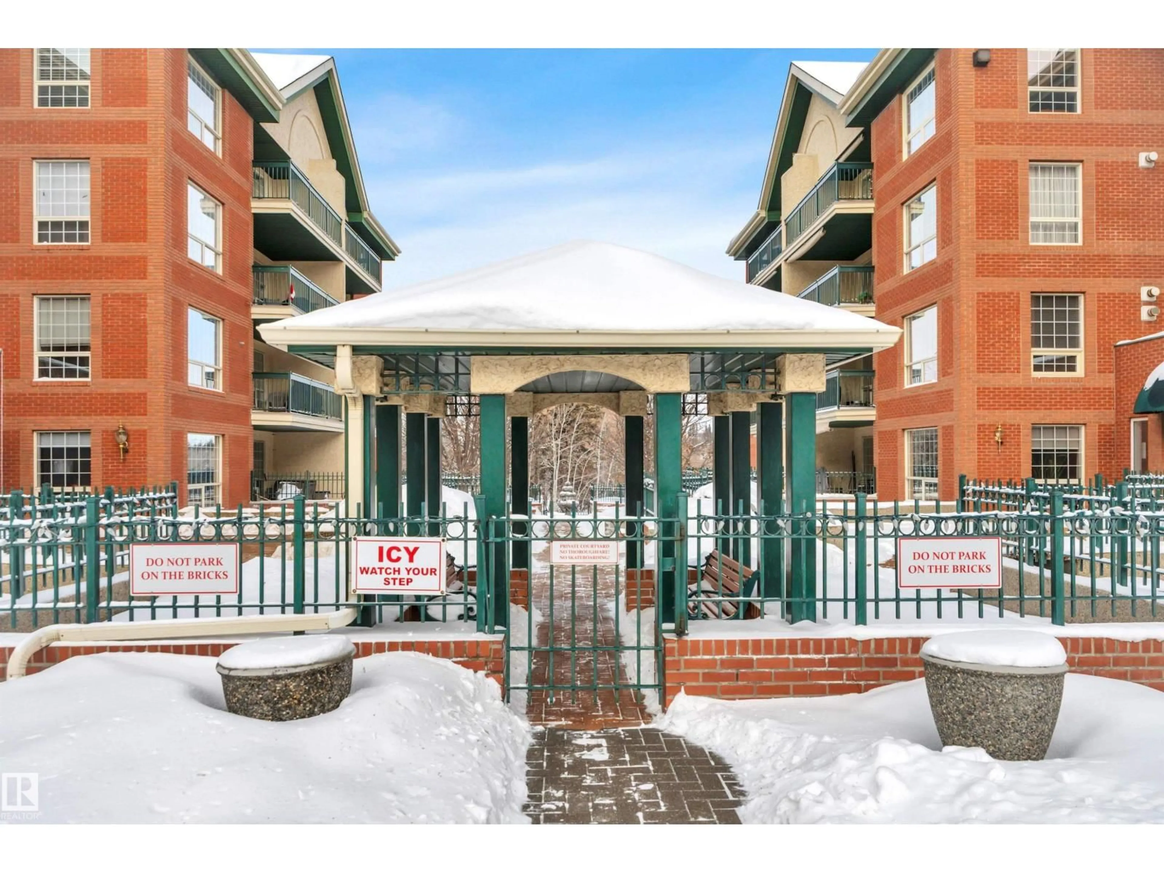 Patio, building for #203 - 35 SIR WINSTON CHURCHILL AV, St. Albert Alberta T8N0G3