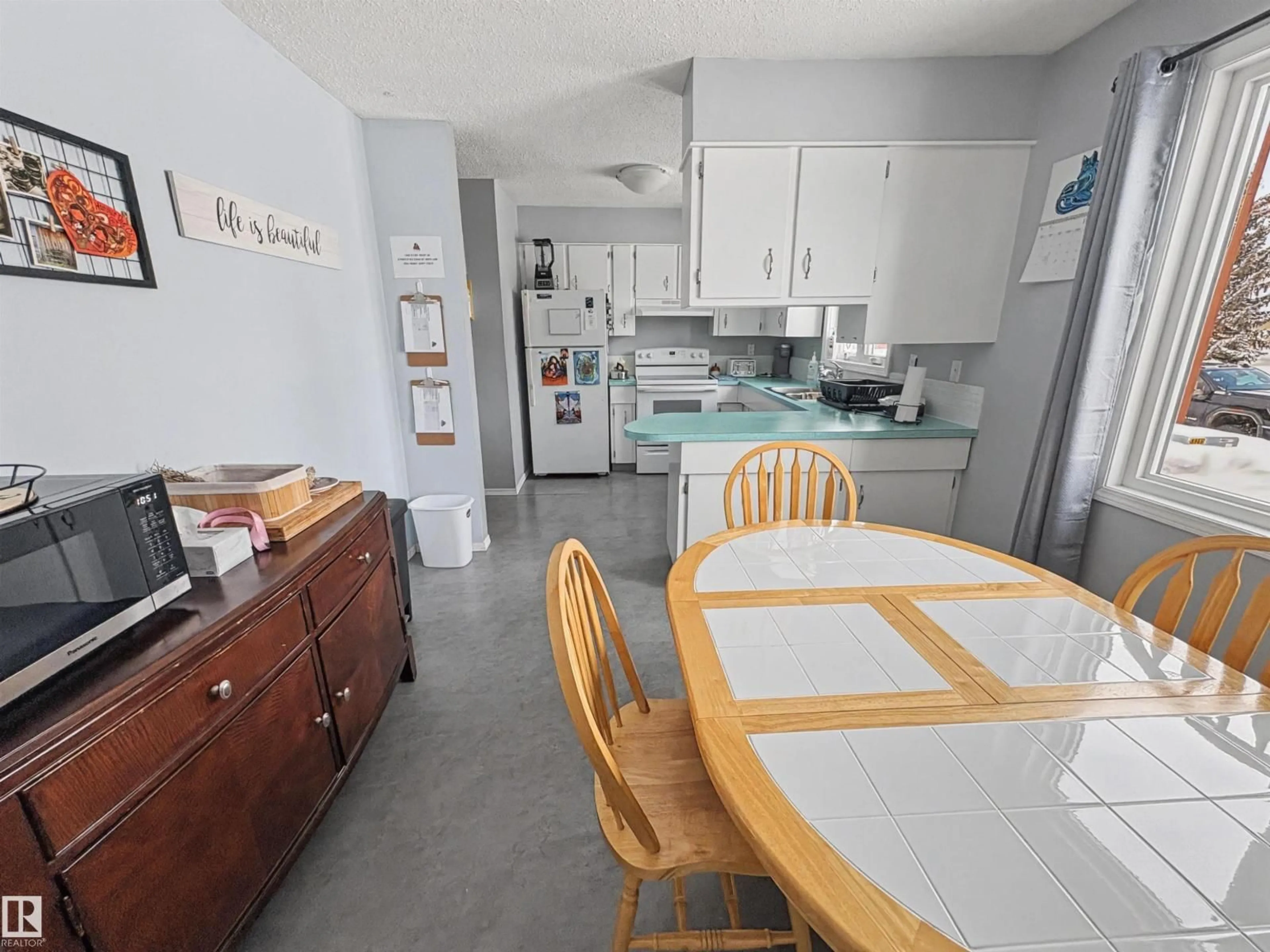 Unknown for 4602 42 AV, Bonnyville Town Alberta T9N1R1