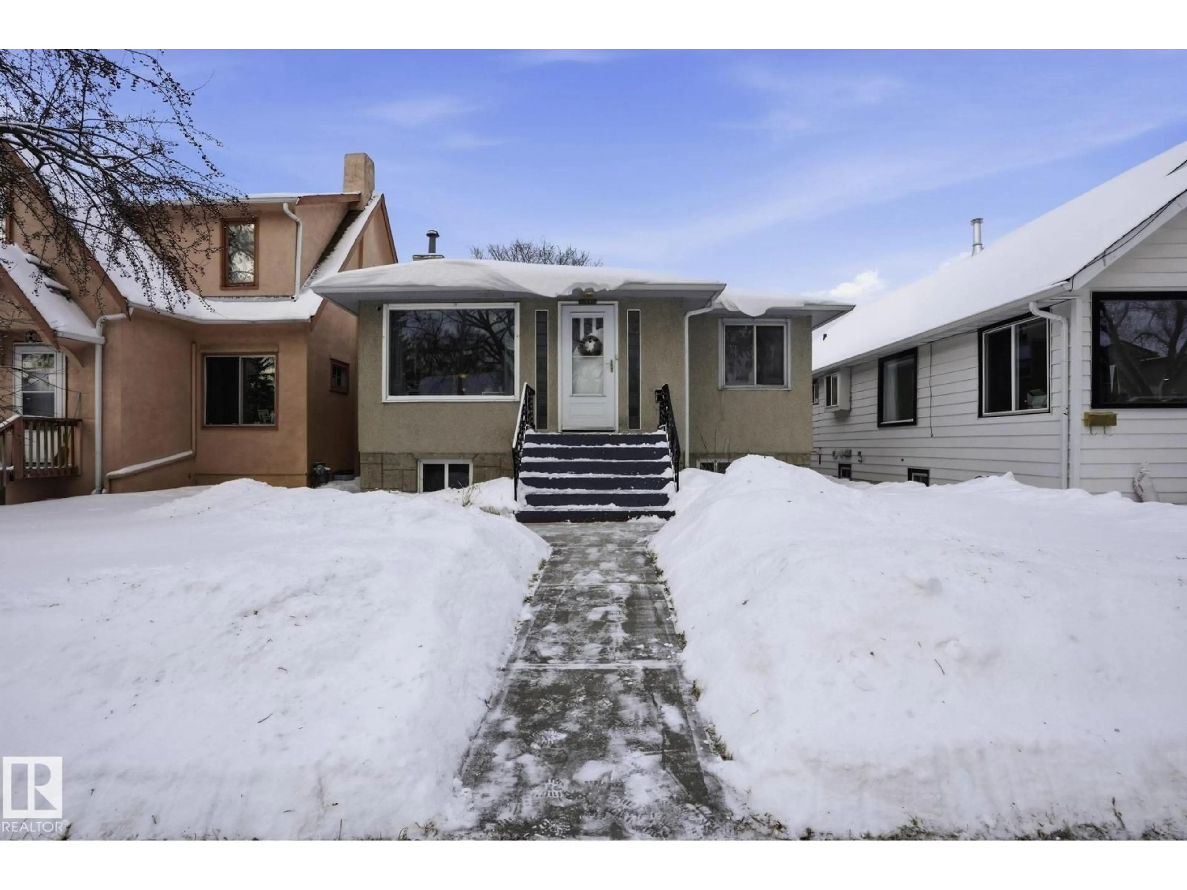 Unknown for 10840 74 AV, Edmonton Alberta T6E1G9