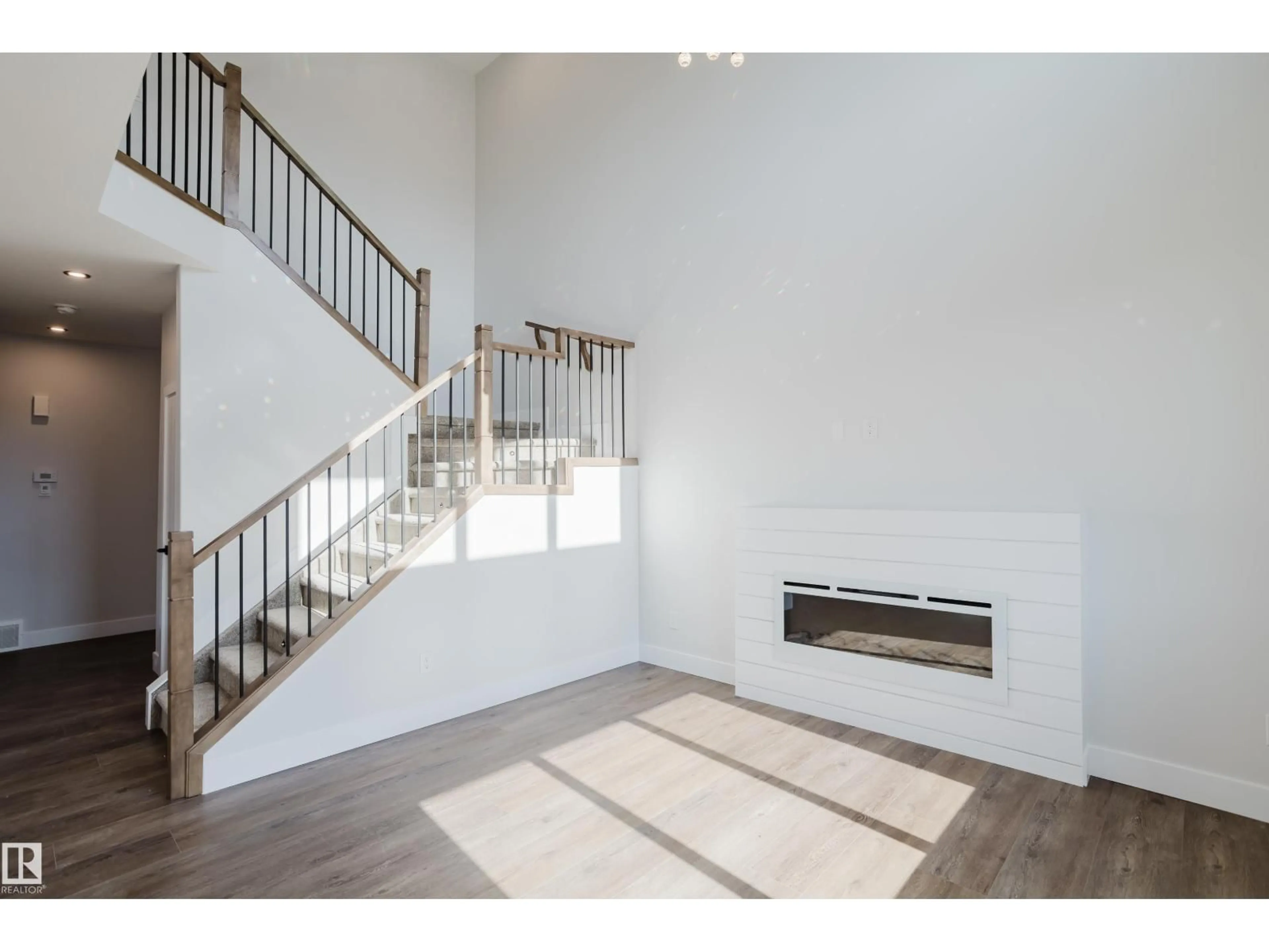 Unknown for 329 BALSAM LI, Leduc Alberta T9E1L2