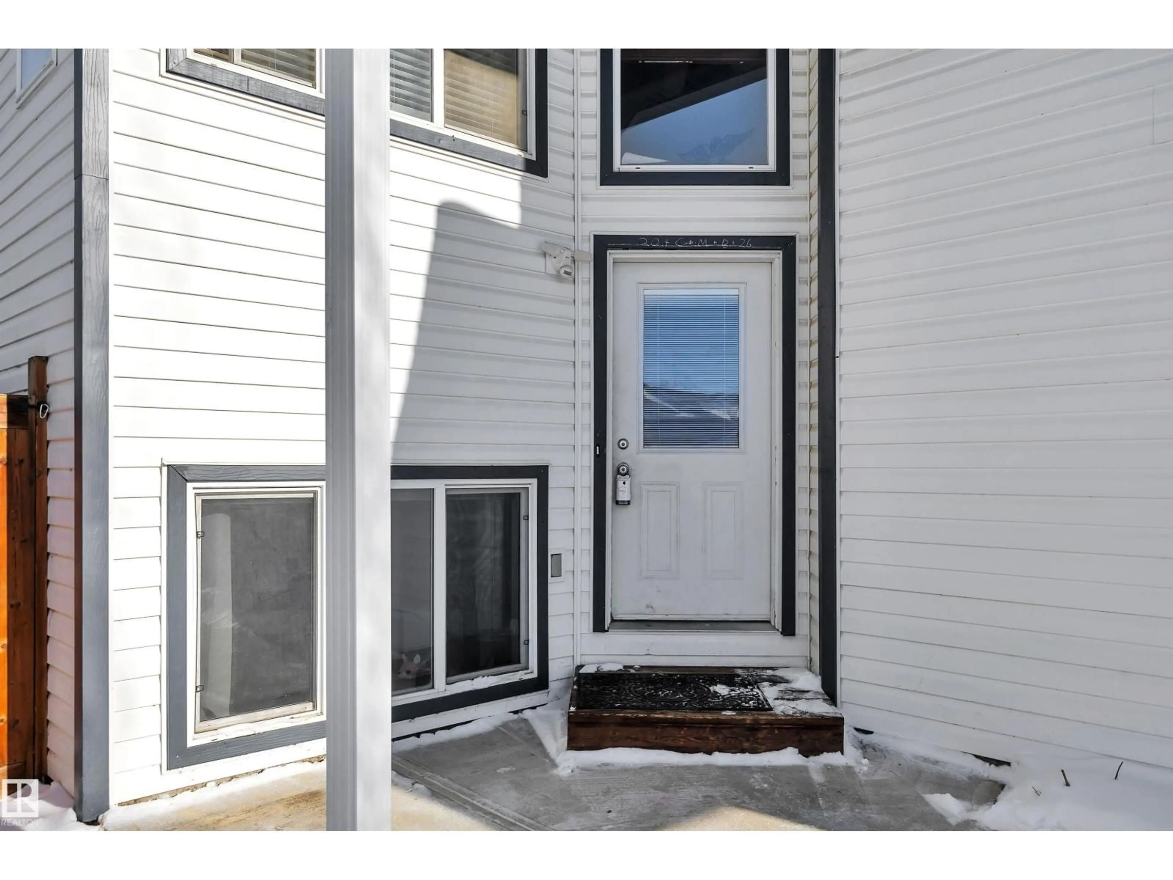 Unknown for 5212 39 AVENUE, Gibbons Alberta T0A1N0